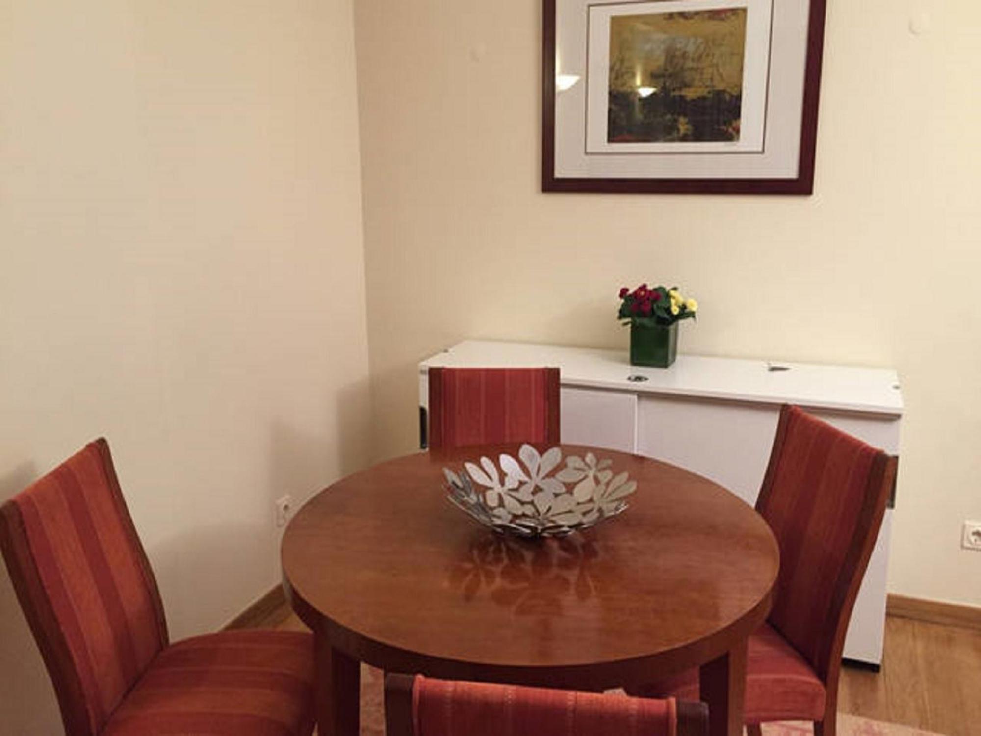 Apartment In The Heart Of Lisbon-altis *
