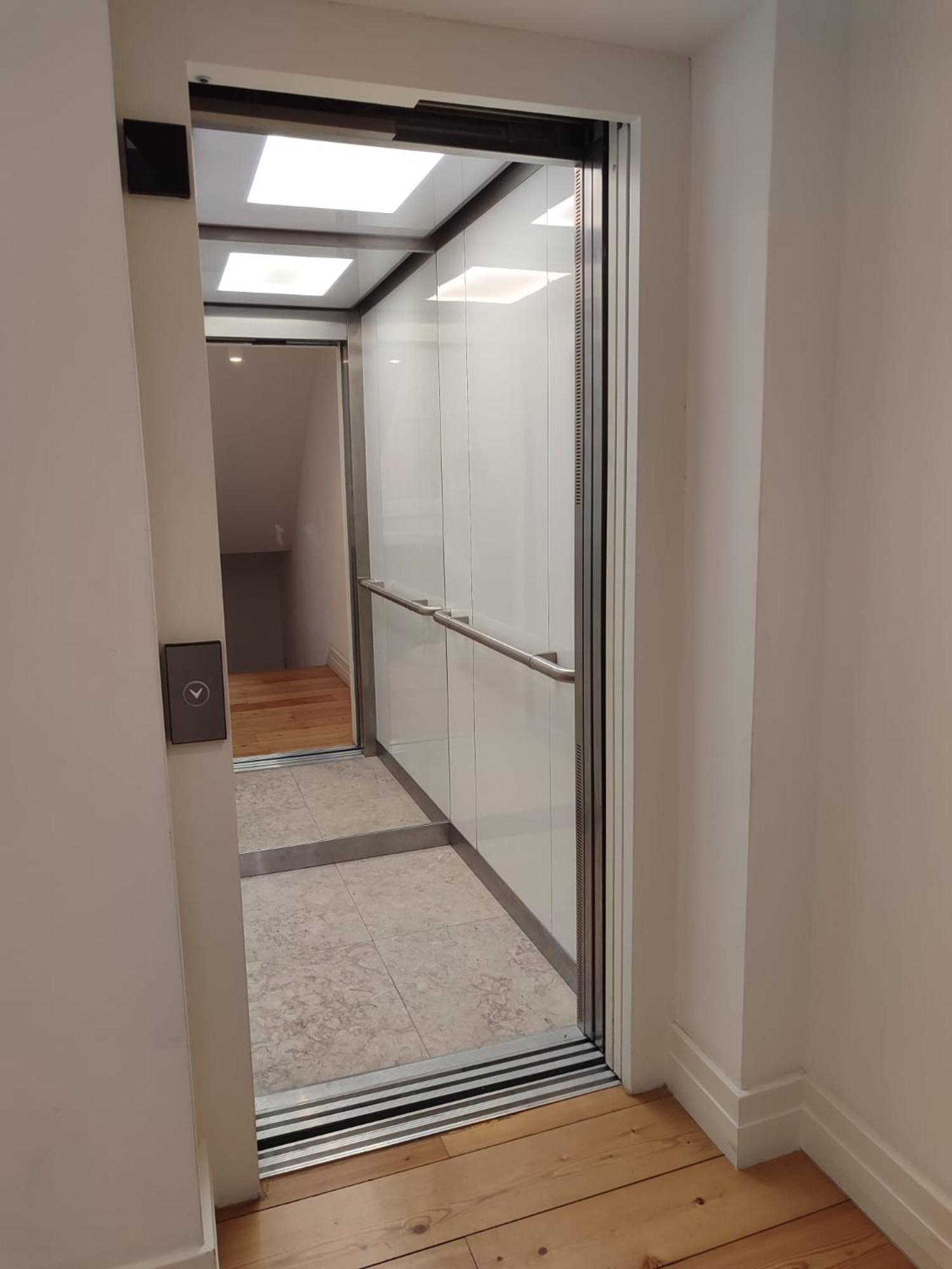 Arsenal 108, Design - New Light Downtown Chiado And River Appartement *