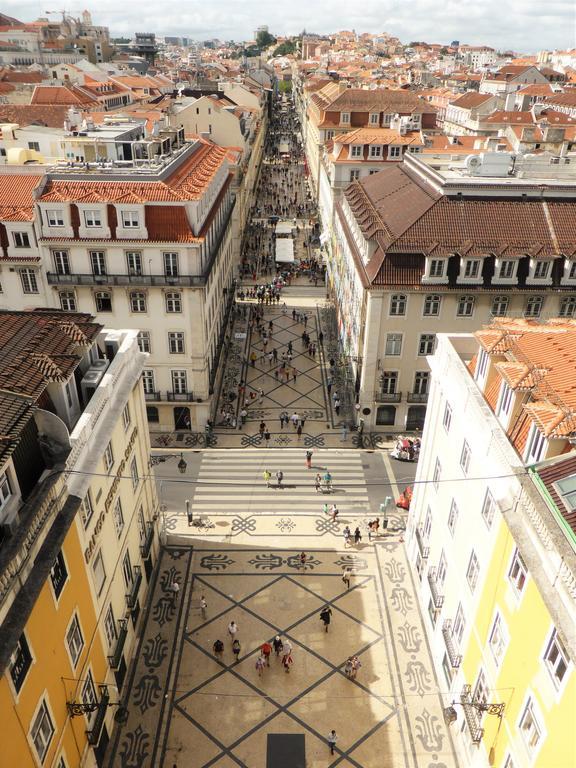 Lov'alfama, At In Apartment Lissabon