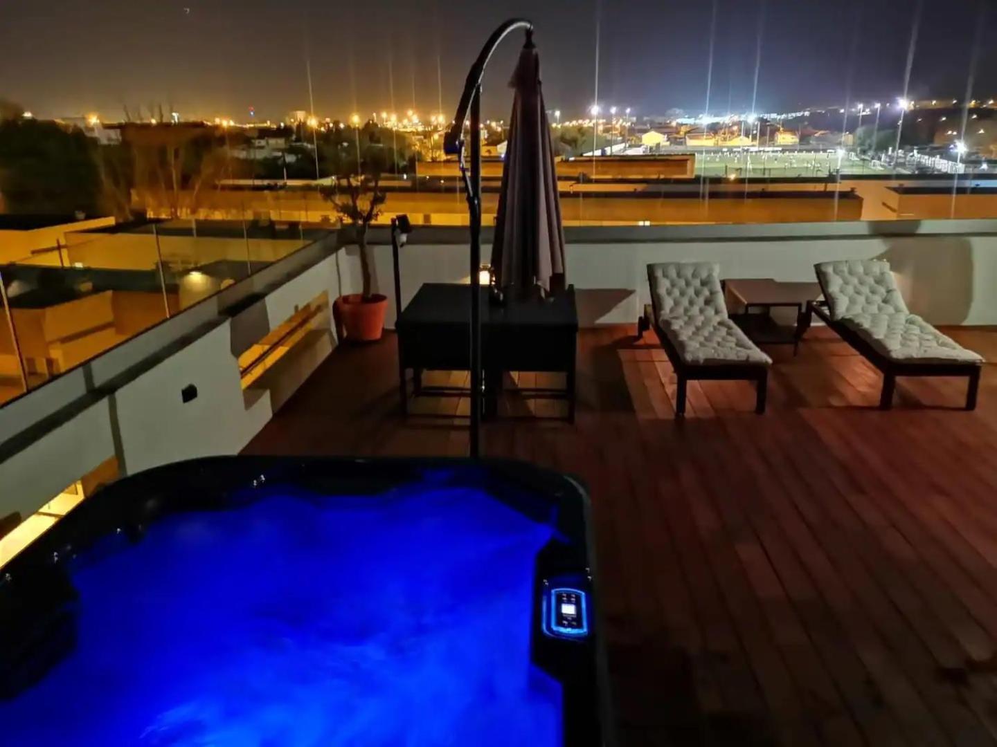 Sunny Private Rooftop Sauna & Hot Tub By Bentobox Apartment *