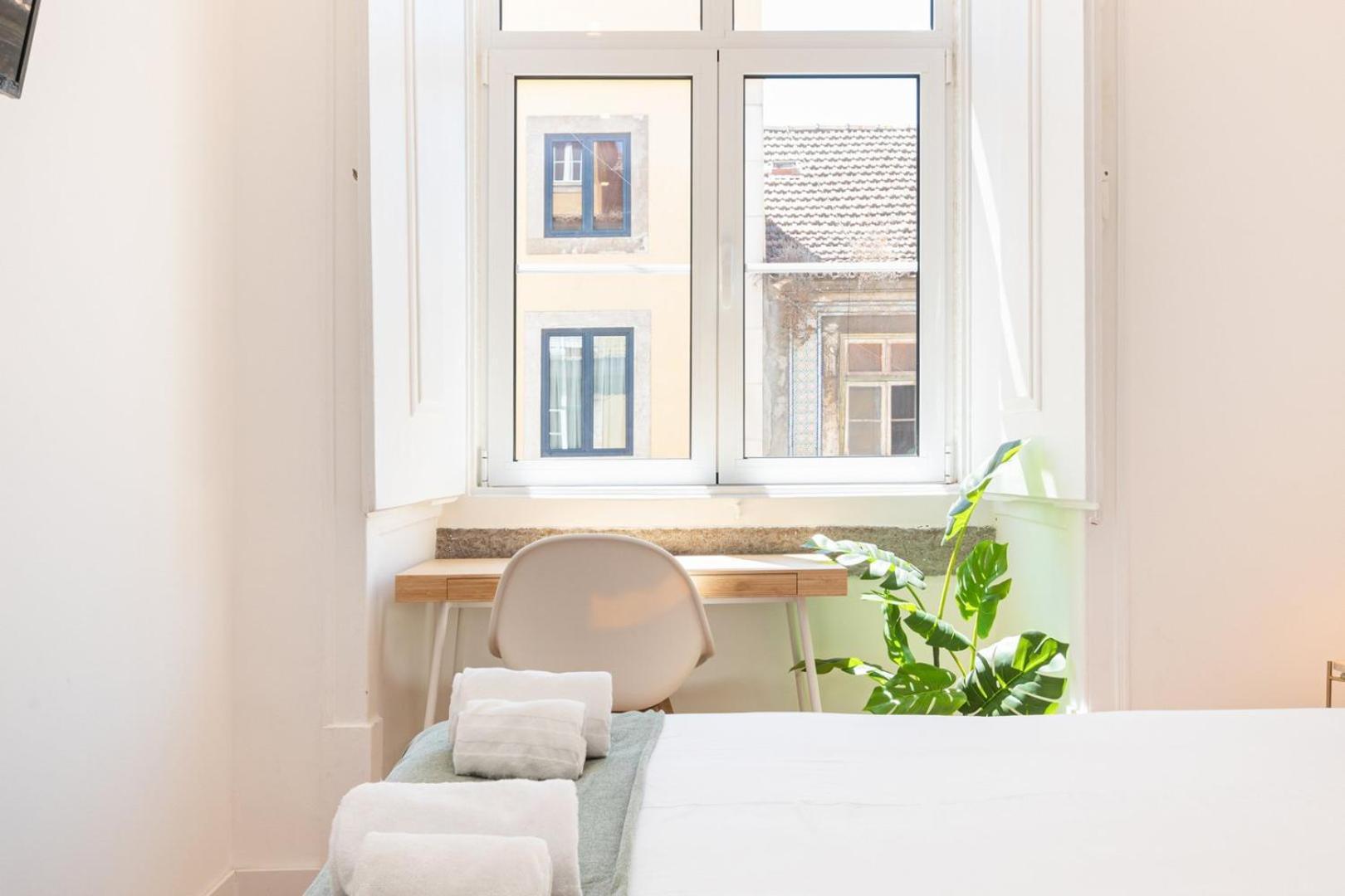 Guestready - Priorado - Yellow * Lisbon