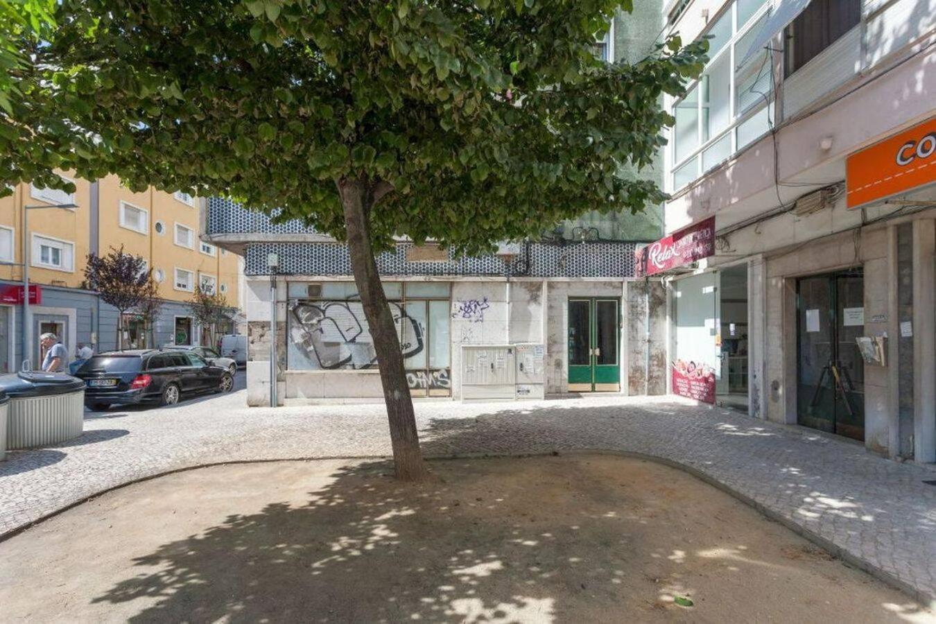 Apartment Be Local - With 2 Bedrooms In Moscavide - Lissabon