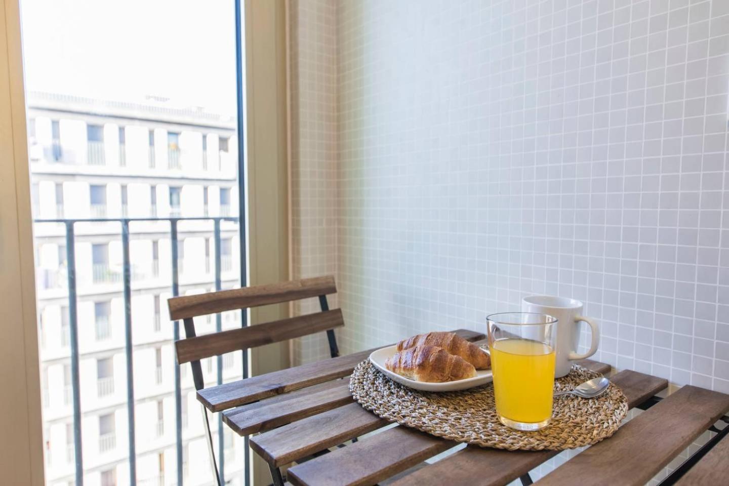 Comfortable In Campo Pequeno Apartment *