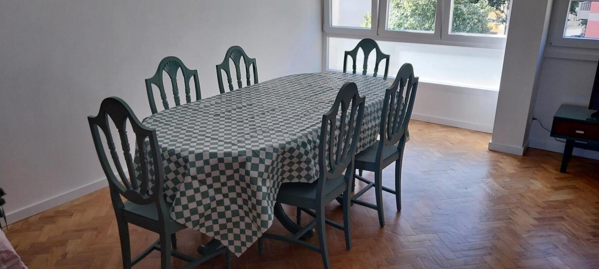 5min Walk To Subway & 10min Drive To Airport Appartement