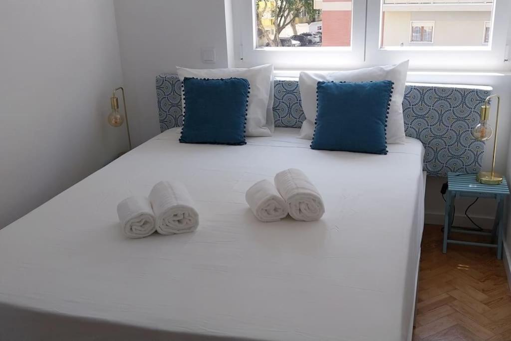 5min Walk To Subway & 10min Drive To Airport Appartement
