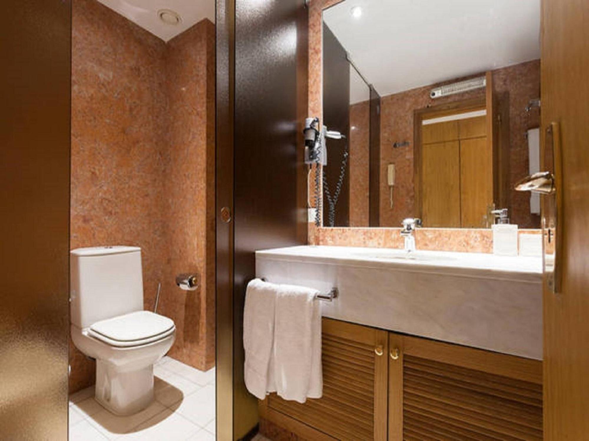 In The Heart Of Lisbon-altis Apartment Lisbon