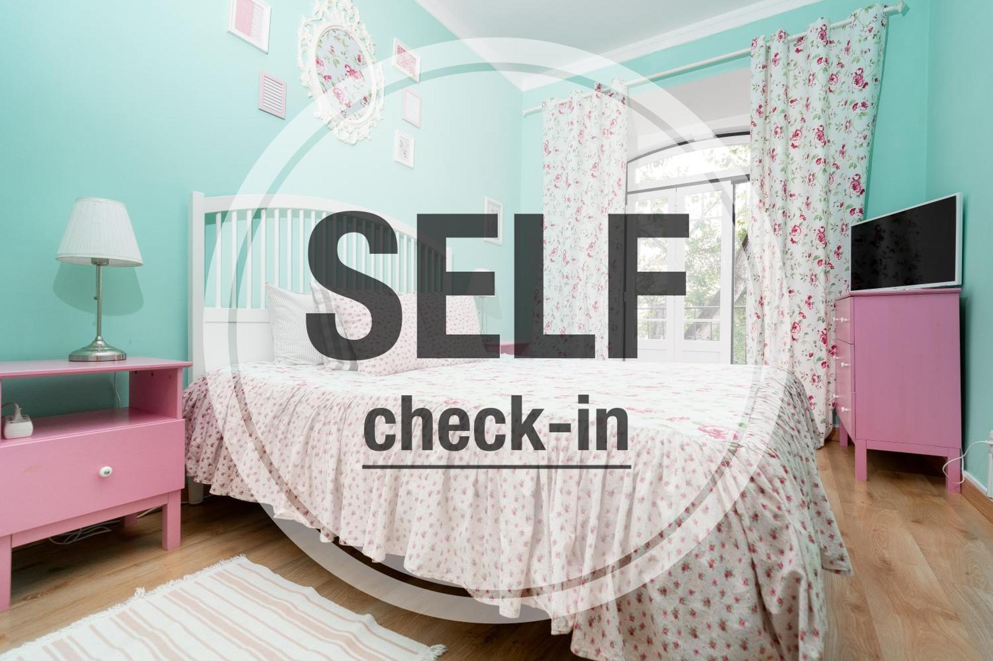 Crespo Hostel *