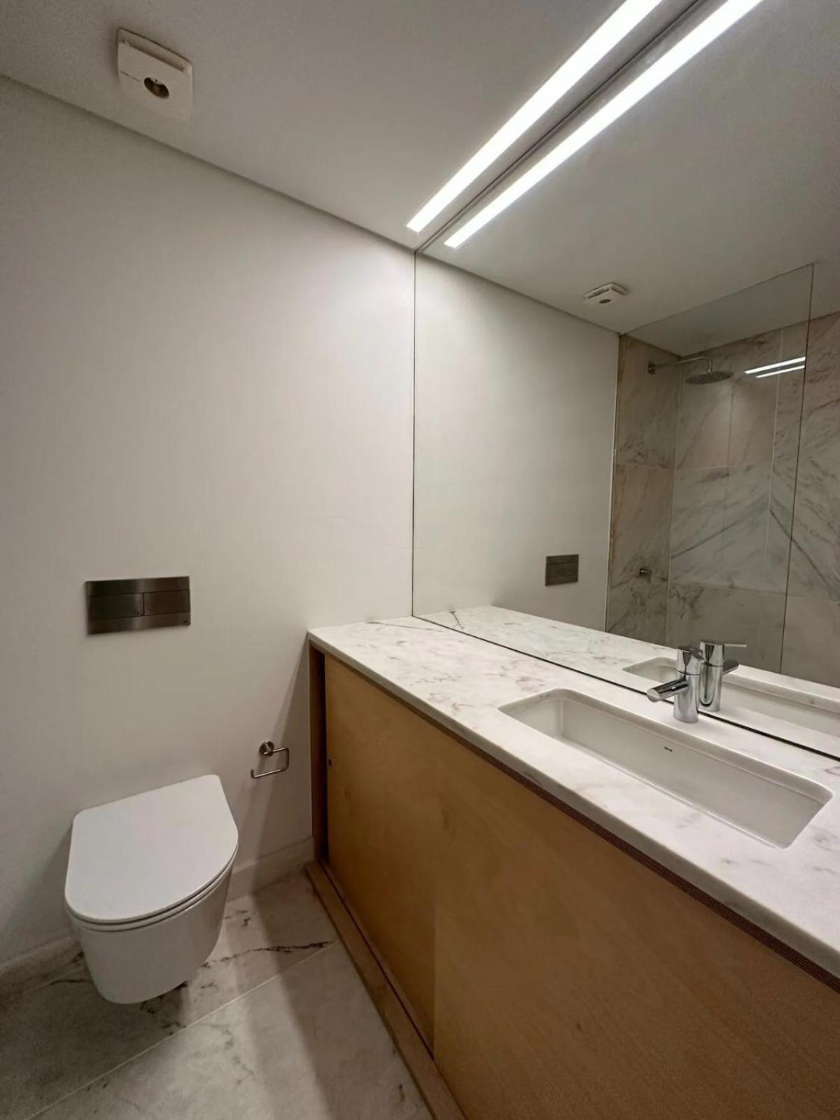 Private In Baixa With Balcony Homestay Lisbon