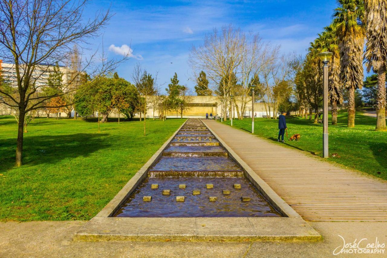 5min Walk To Subway & 10min Drive To Airport * Lissabon