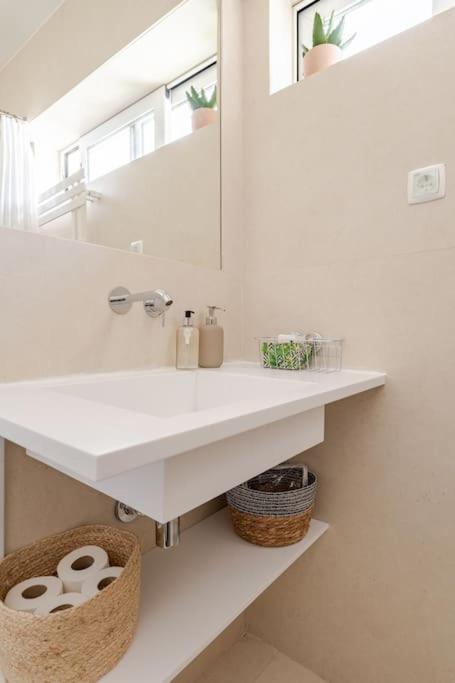 Villa Lx -10m To Downtown,14 Ppl,heatable Pool And Lift Lisboa