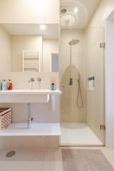 Lx -10m To Downtown,14 Ppl,heatable Pool And Lift Lisboa
