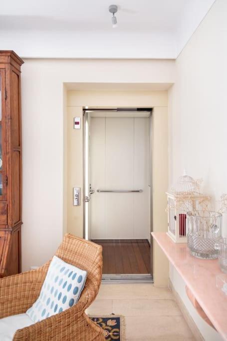 Lx -10m To Downtown,14 Ppl,heatable Pool And Lift * Lisboa