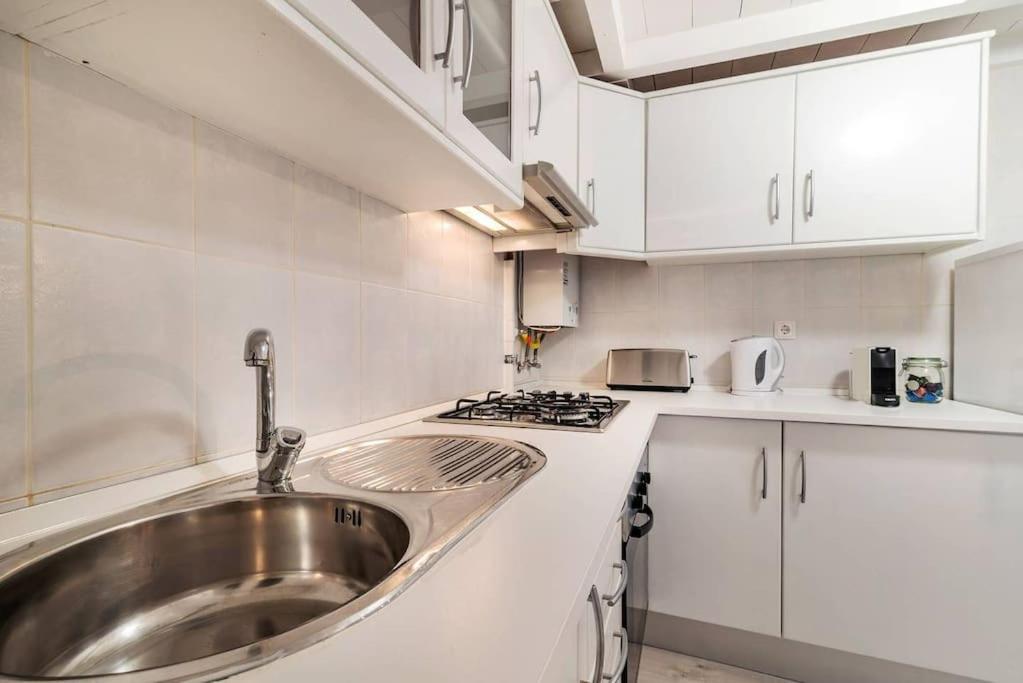 Duplex Lx Factory 2 Bedroom - Patio - Free Parking *