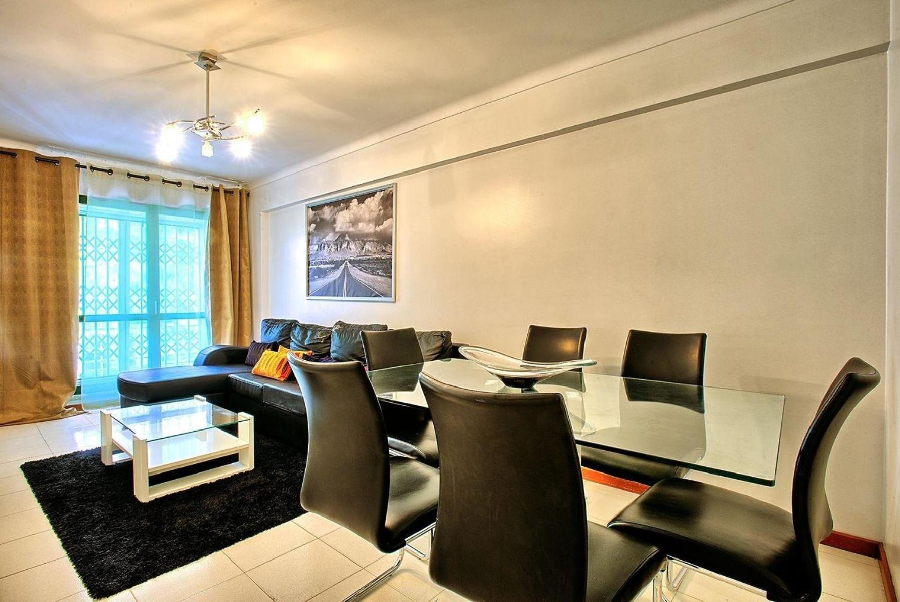 Studio Fuer 7 Personen Und 1 Kind In Moscavide, Regio De Costa De Lisboa