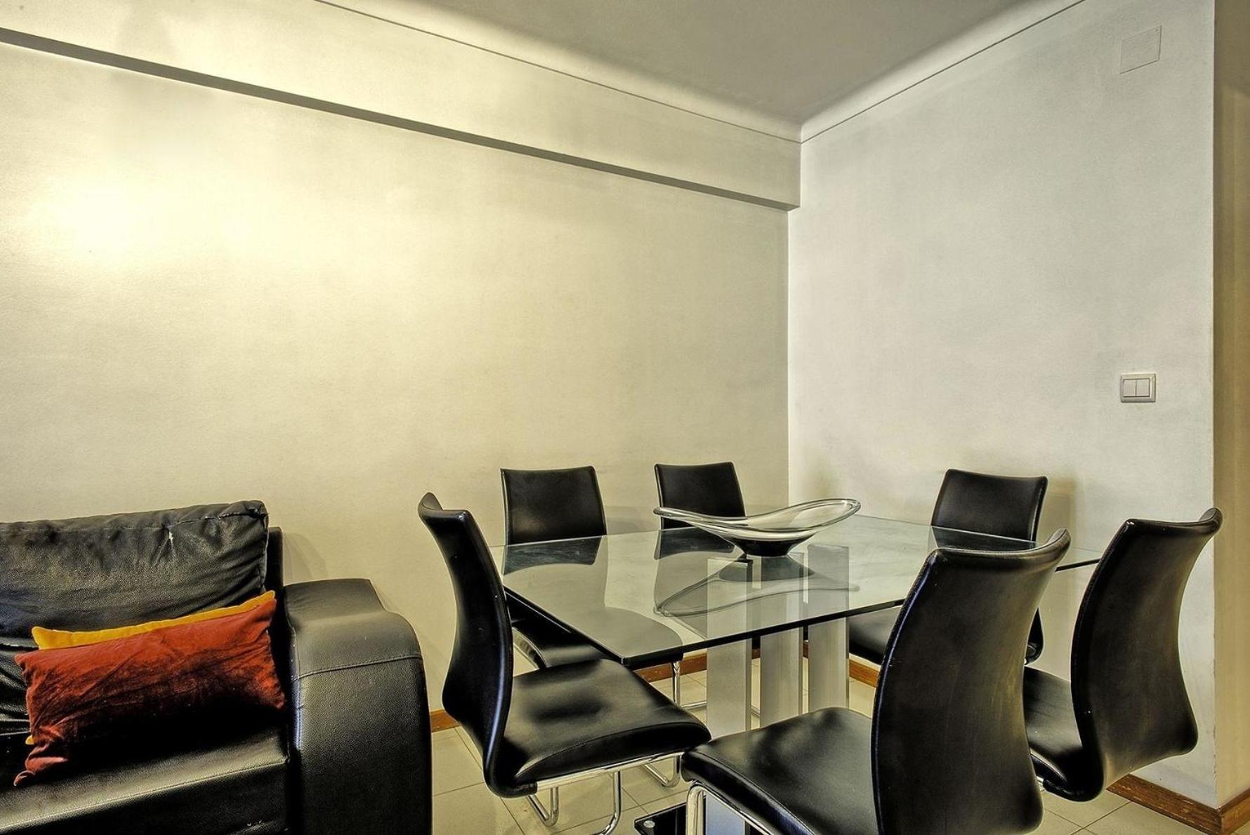 Studio Fuer 7 Personen Und 1 Kind In Moscavide, Regio De Costa De Lisboa