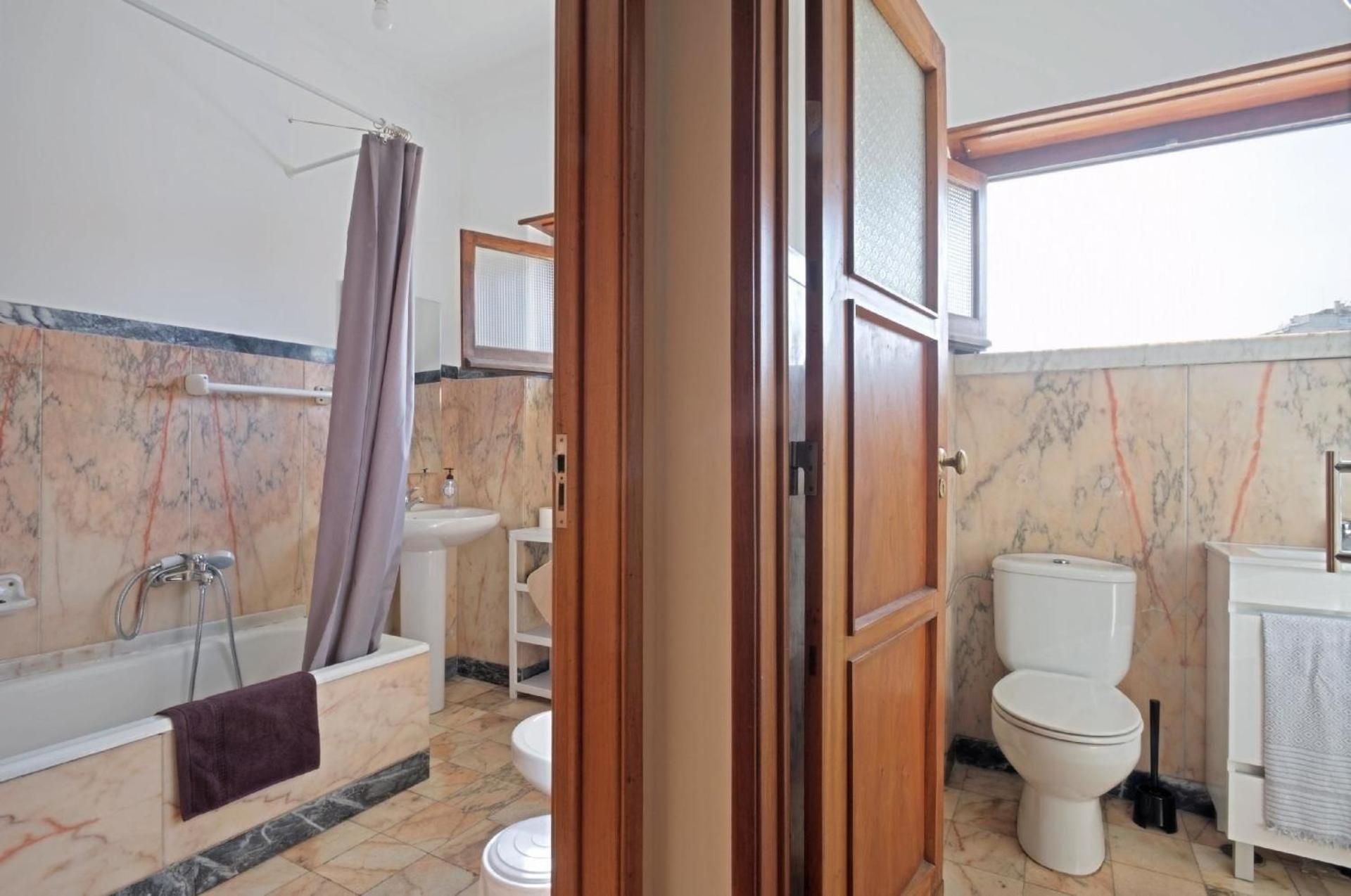 Fuer 19 Personen Und 1 Kind In Lissabon, Regio De Costa De - B58256 Lisboa