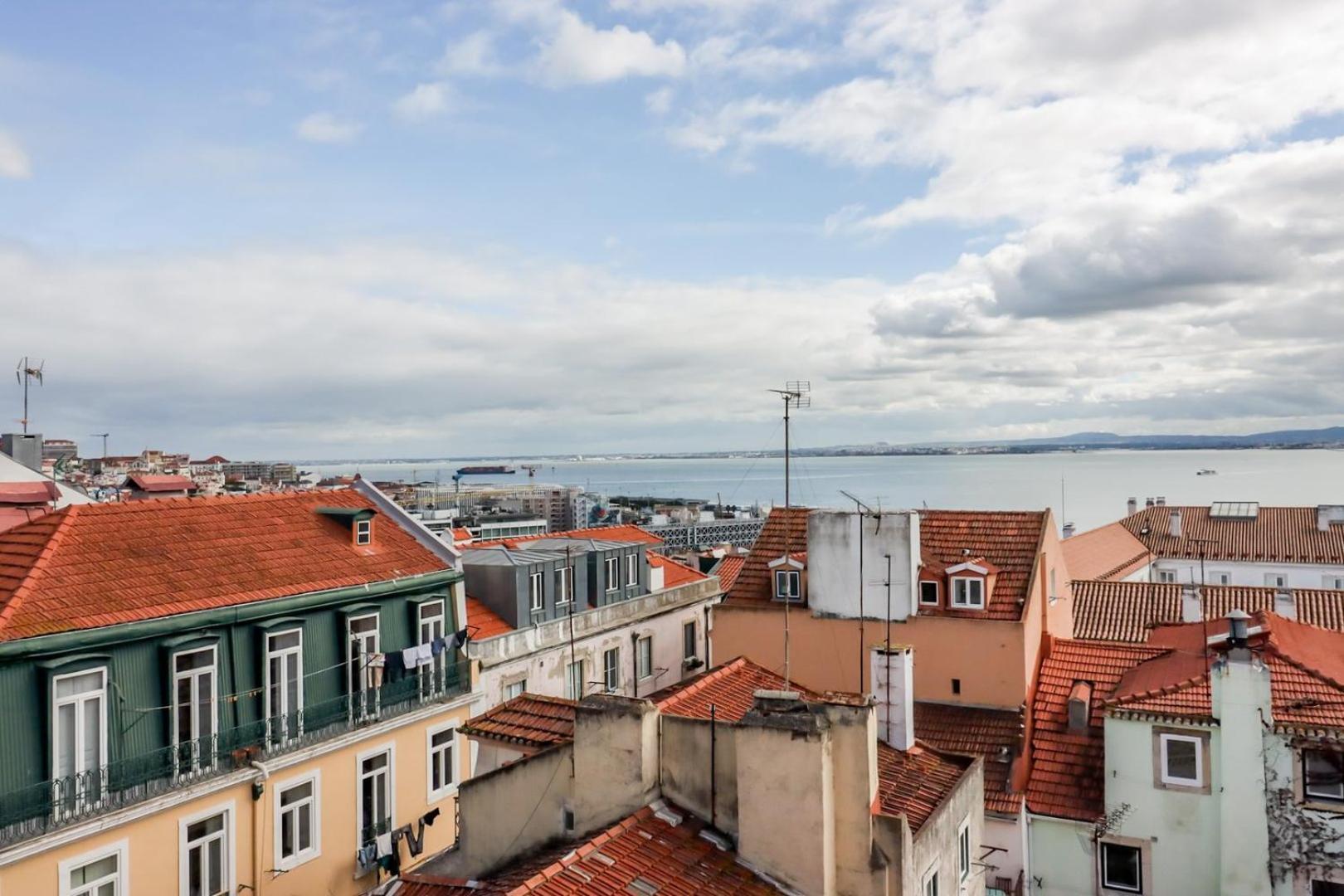 2br Terrace With Tagus View - Air-conditioned | By Airnest Appartement *