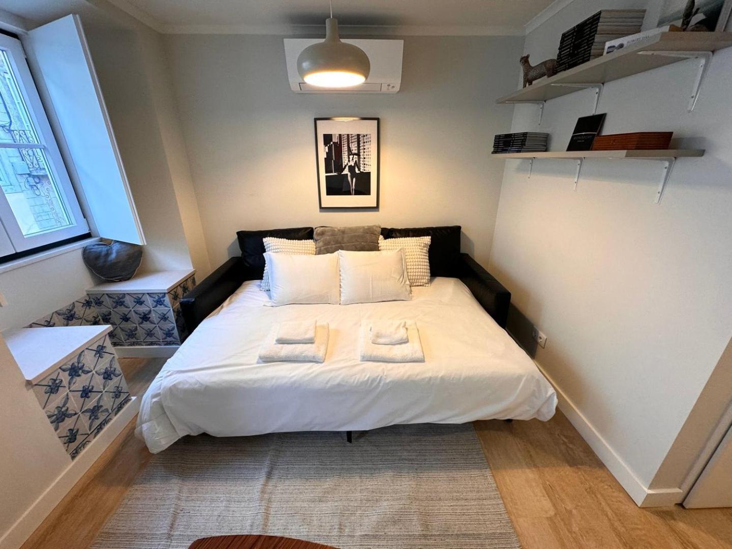 New 2br Praca Flores Ac | By Airnest * Lisboa