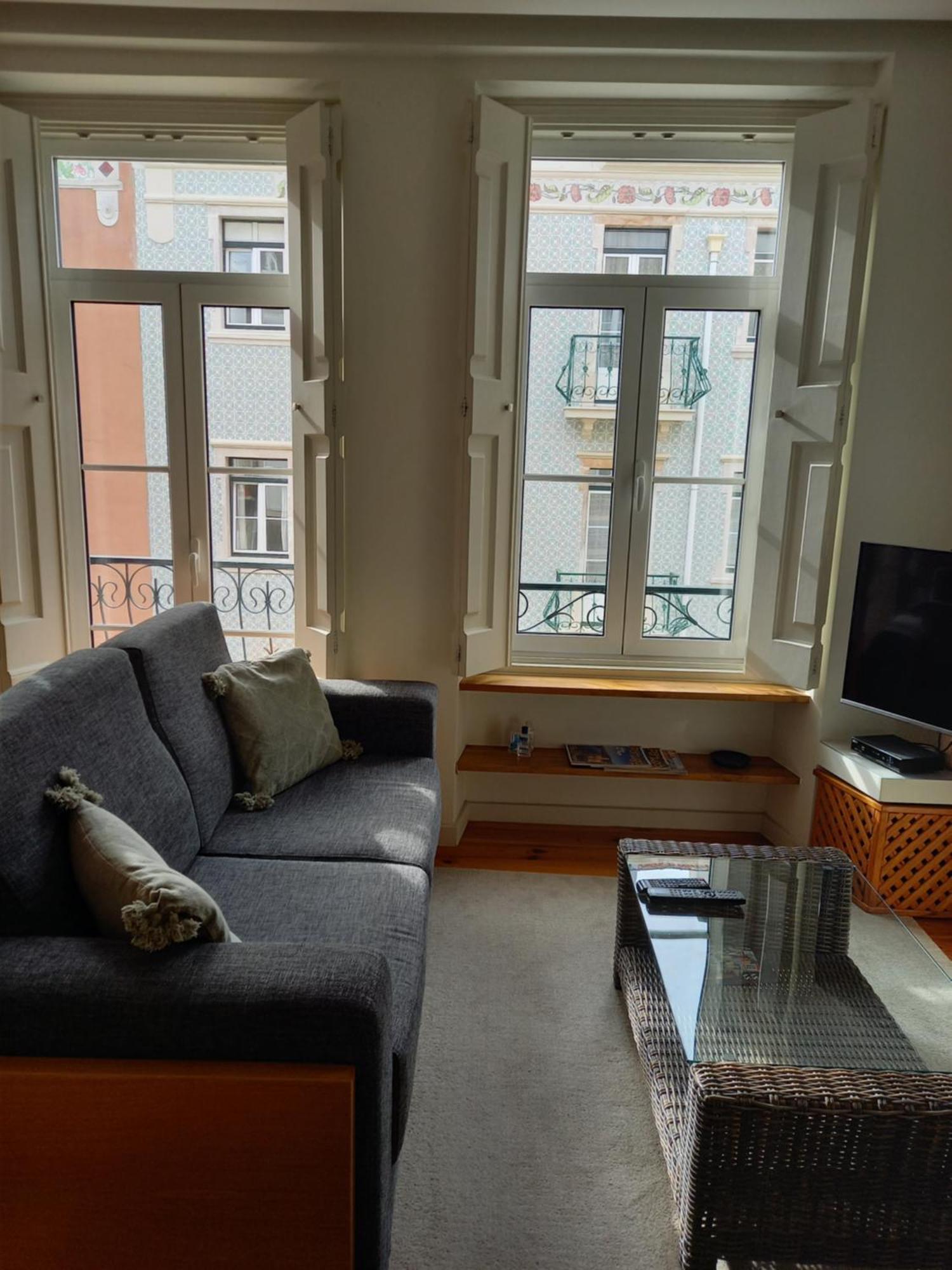 Homestay Charme Et Confort Au Coeur De Graca Lisbon