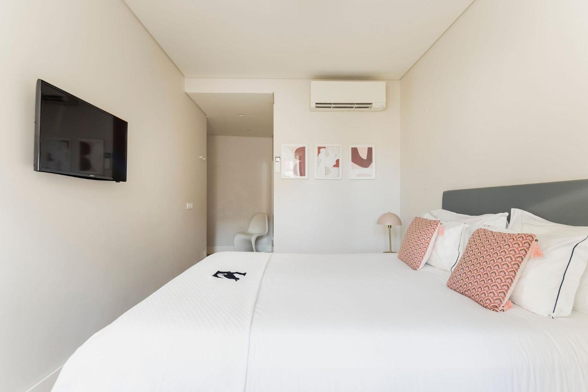 Appartement Chiado Square | *