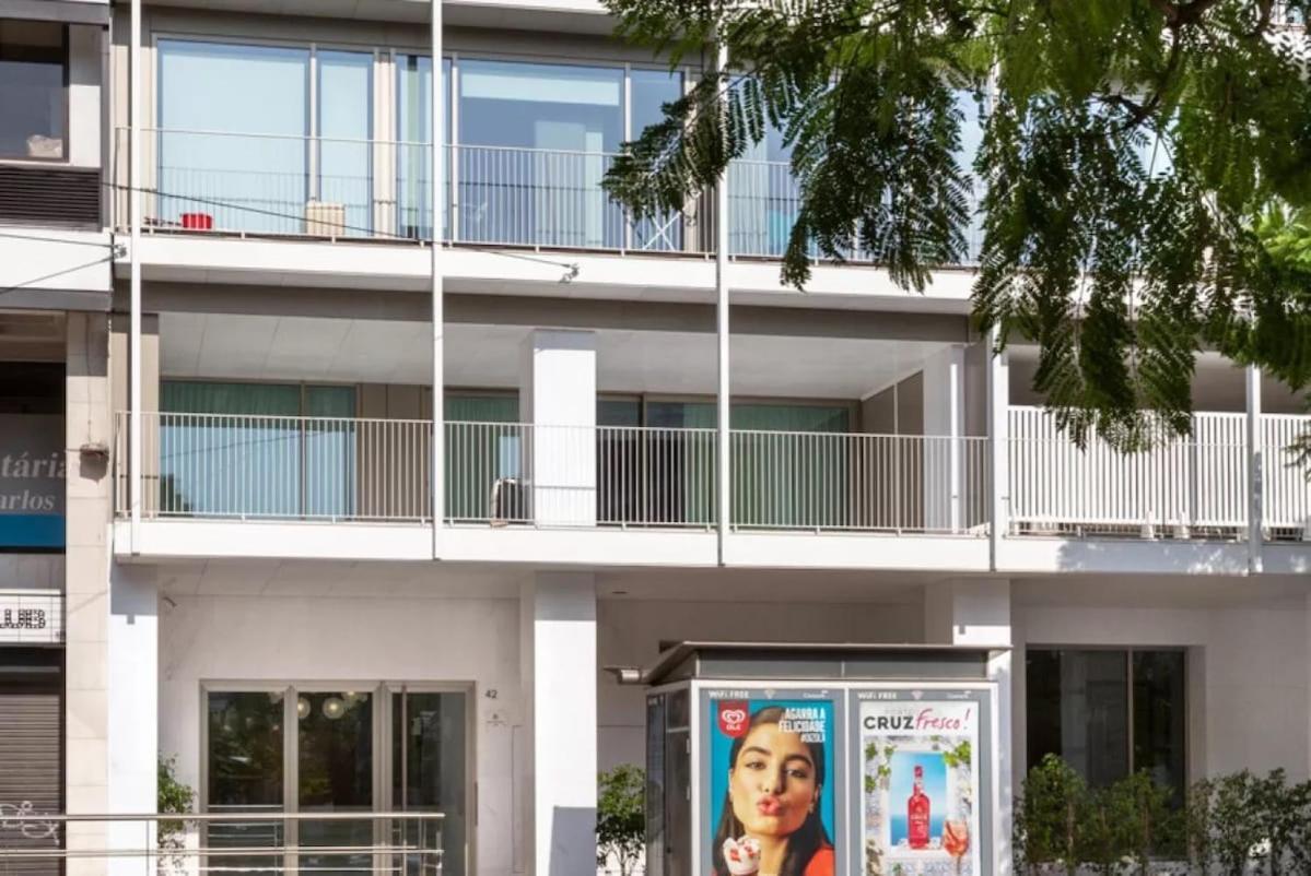 Amazing Central Studio With Balcony & Gym 1 * Lisboa