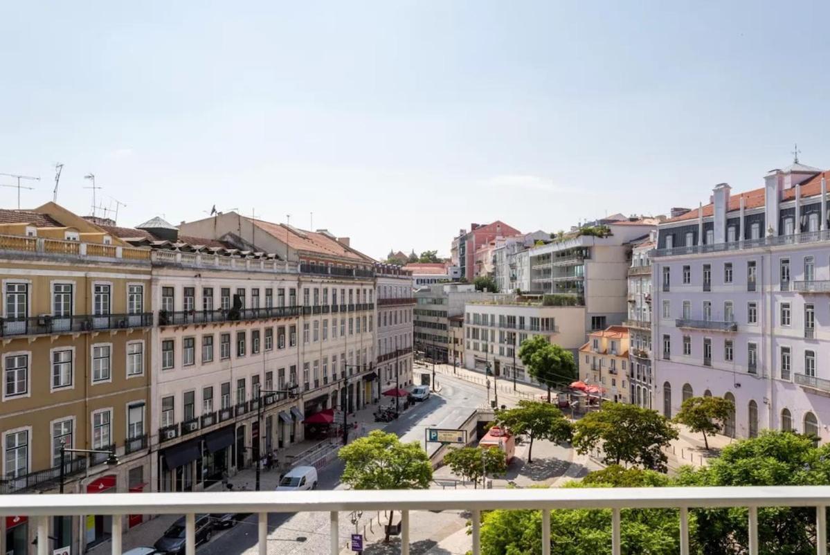 Amazing Central Studio With Balcony & Gym 1 *