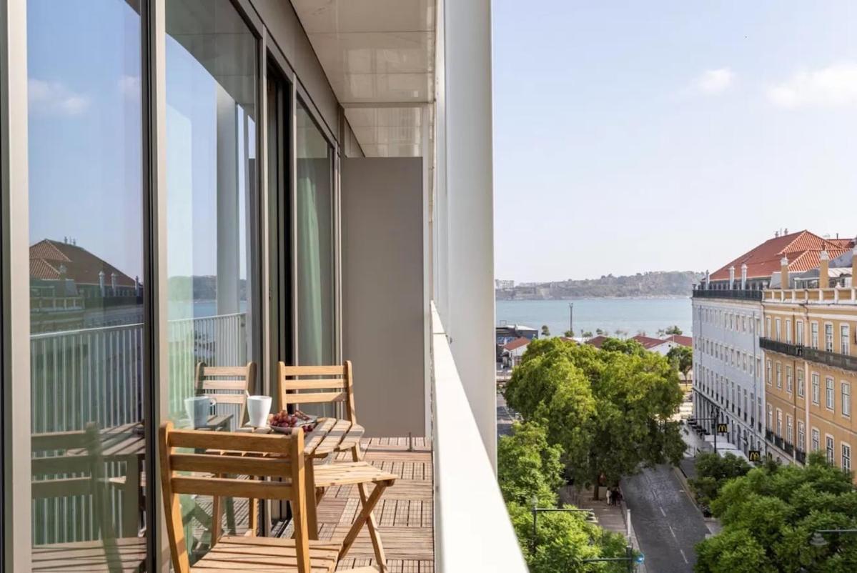 Amazing Central Studio With Balcony & Gym 1 * Lisboa