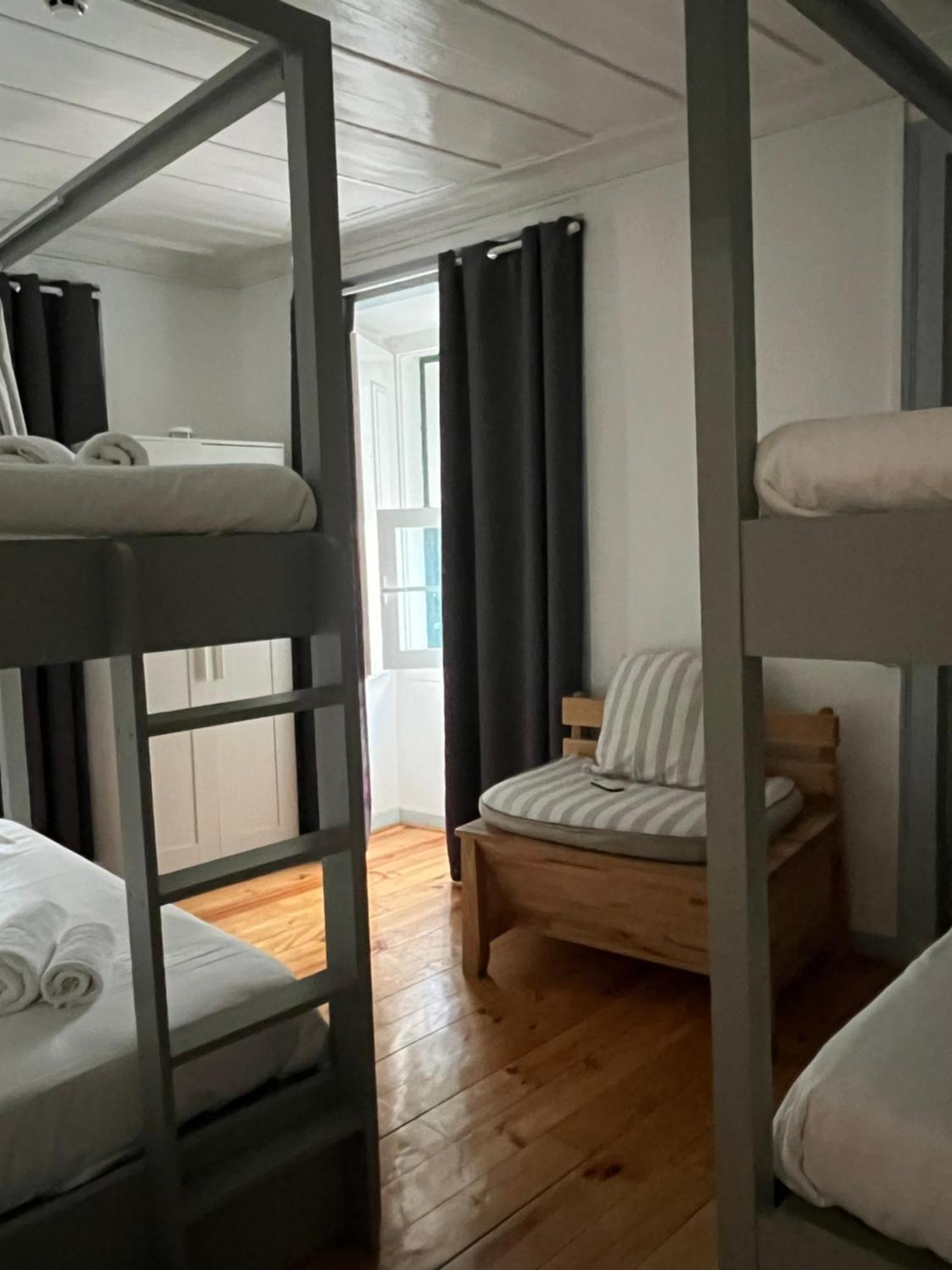 Hostel Alface Hall & Bar