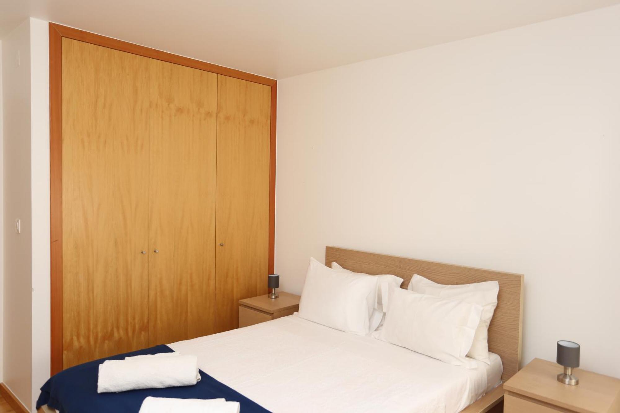 Quiet Apartment *