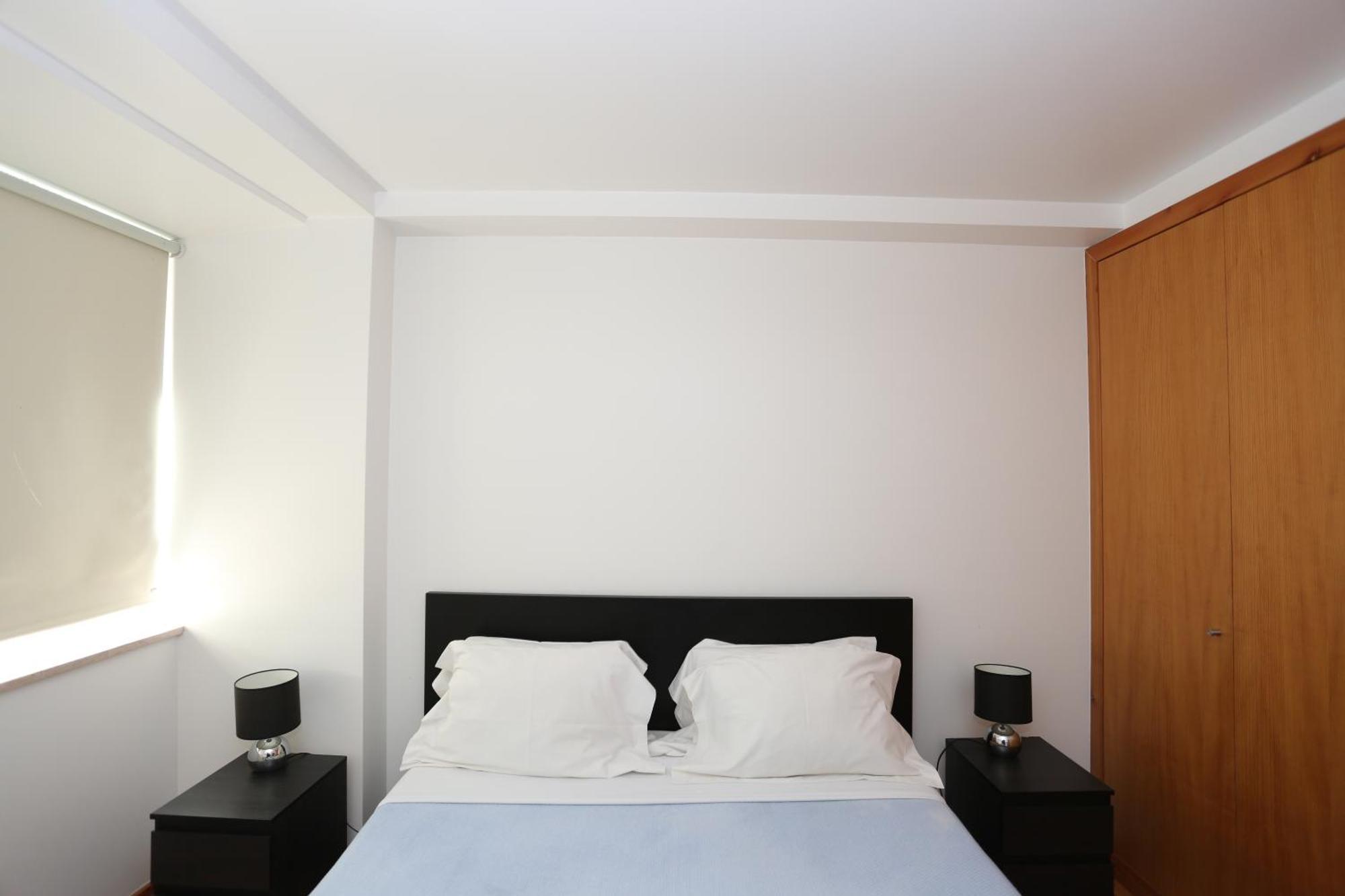 Quiet Apartment *