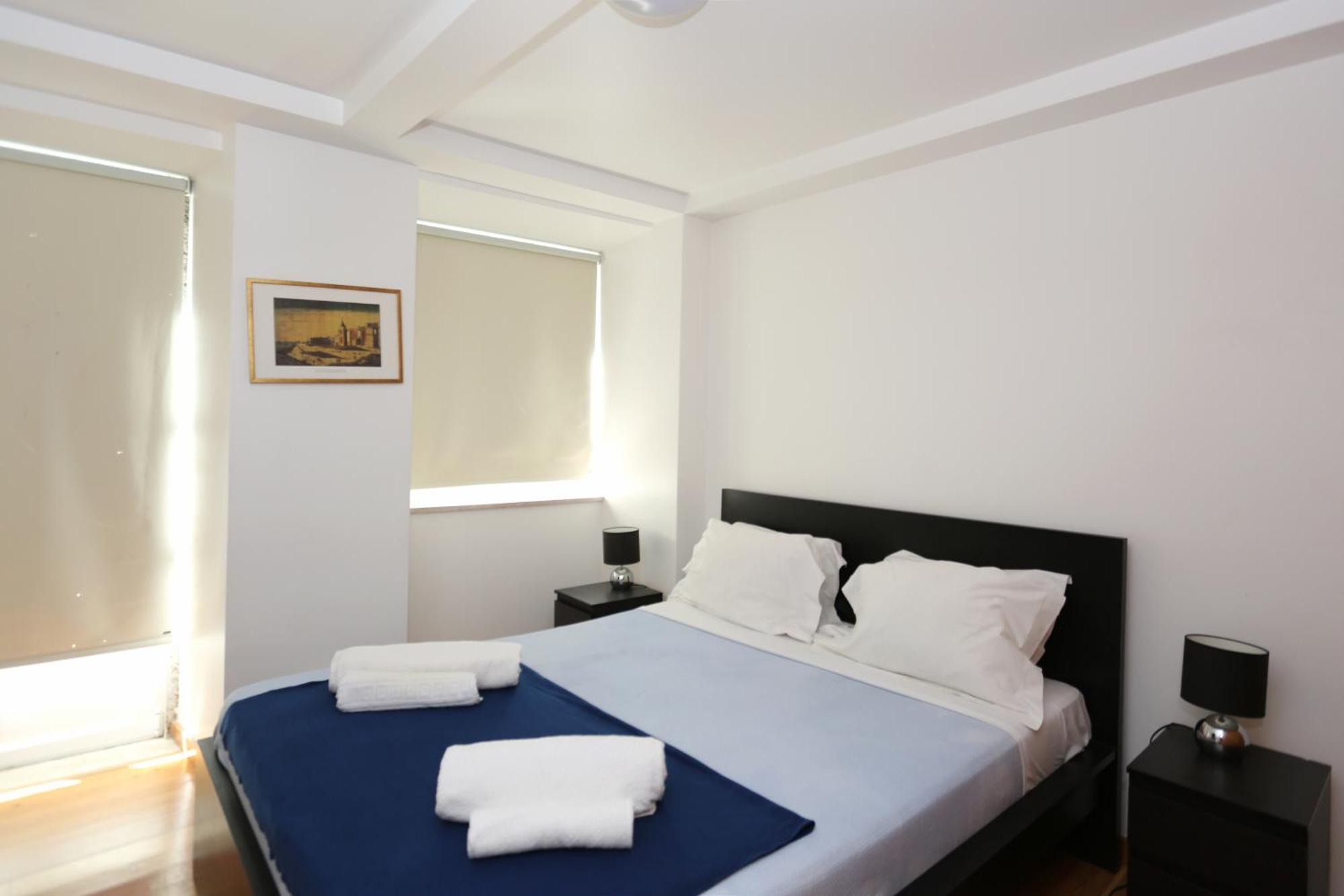 Quiet Apartment *