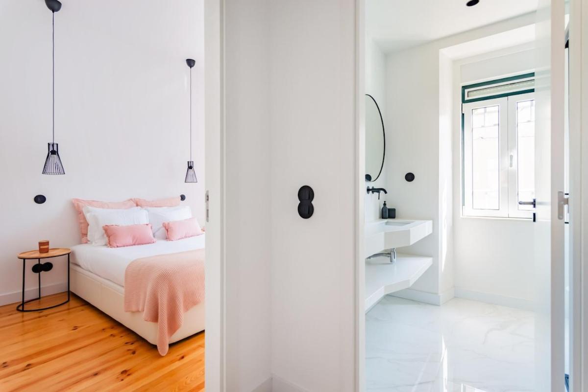 Urban Haven A 2br Modern Retreat * Lisboa