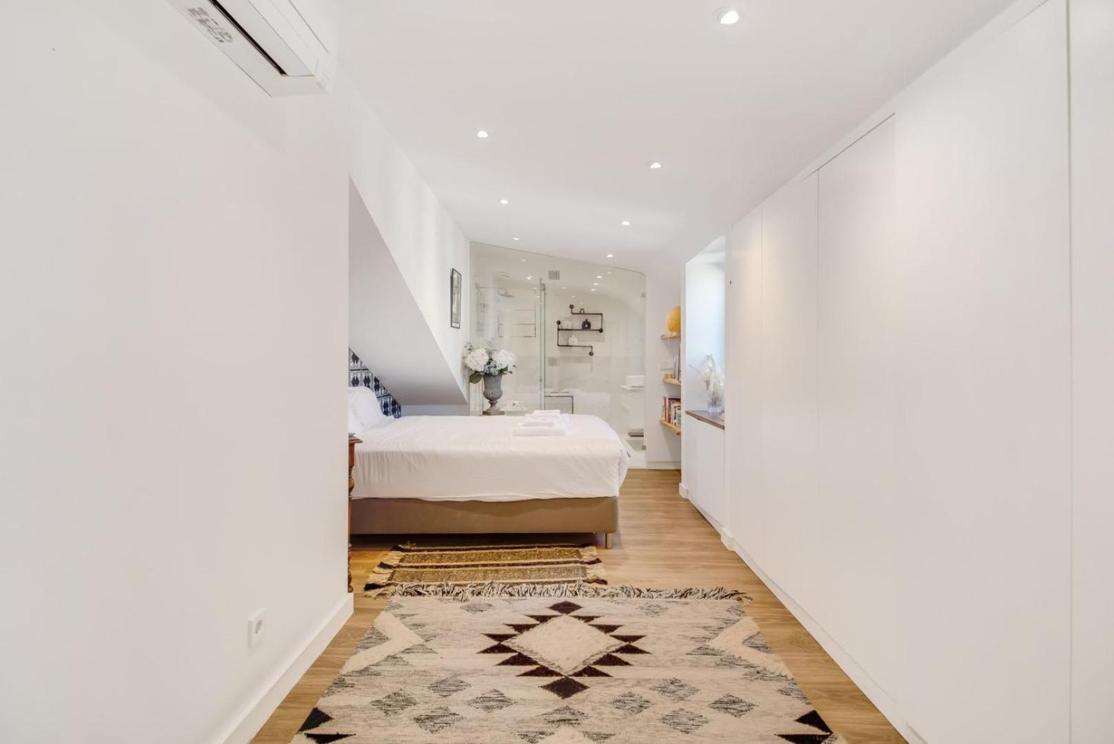 Luxe Penthouse - & Taje View | By Airnest Lisboa