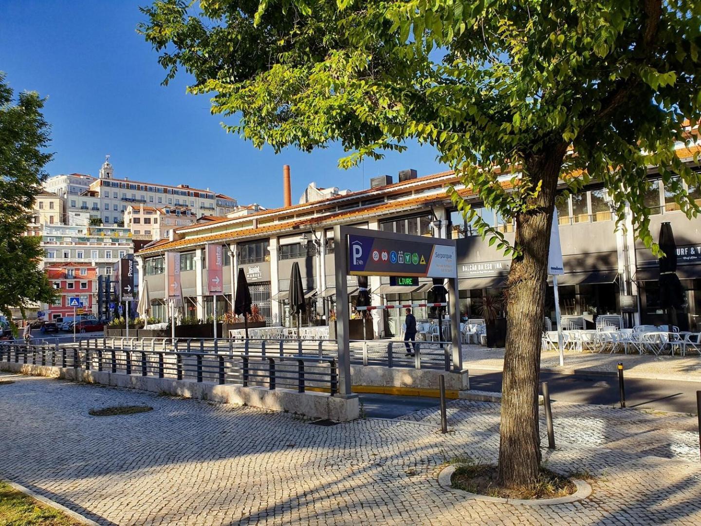 Appartement Stylish Modern In The Heart Of Cais Do Sodre