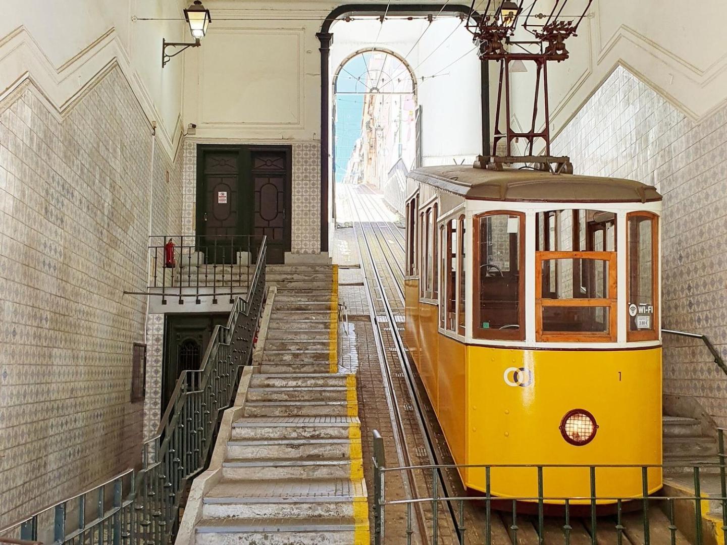 Stylish Modern In The Heart Of Cais Do Sodre * Lisboa