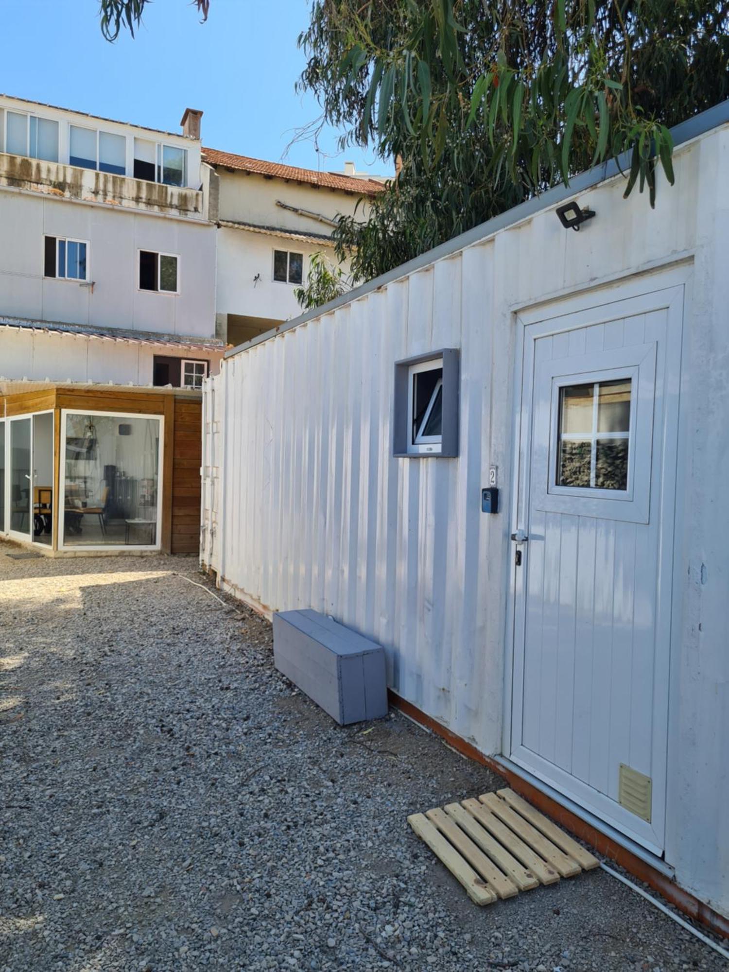 Hostel Casa Vale Ecotainer Lisbon