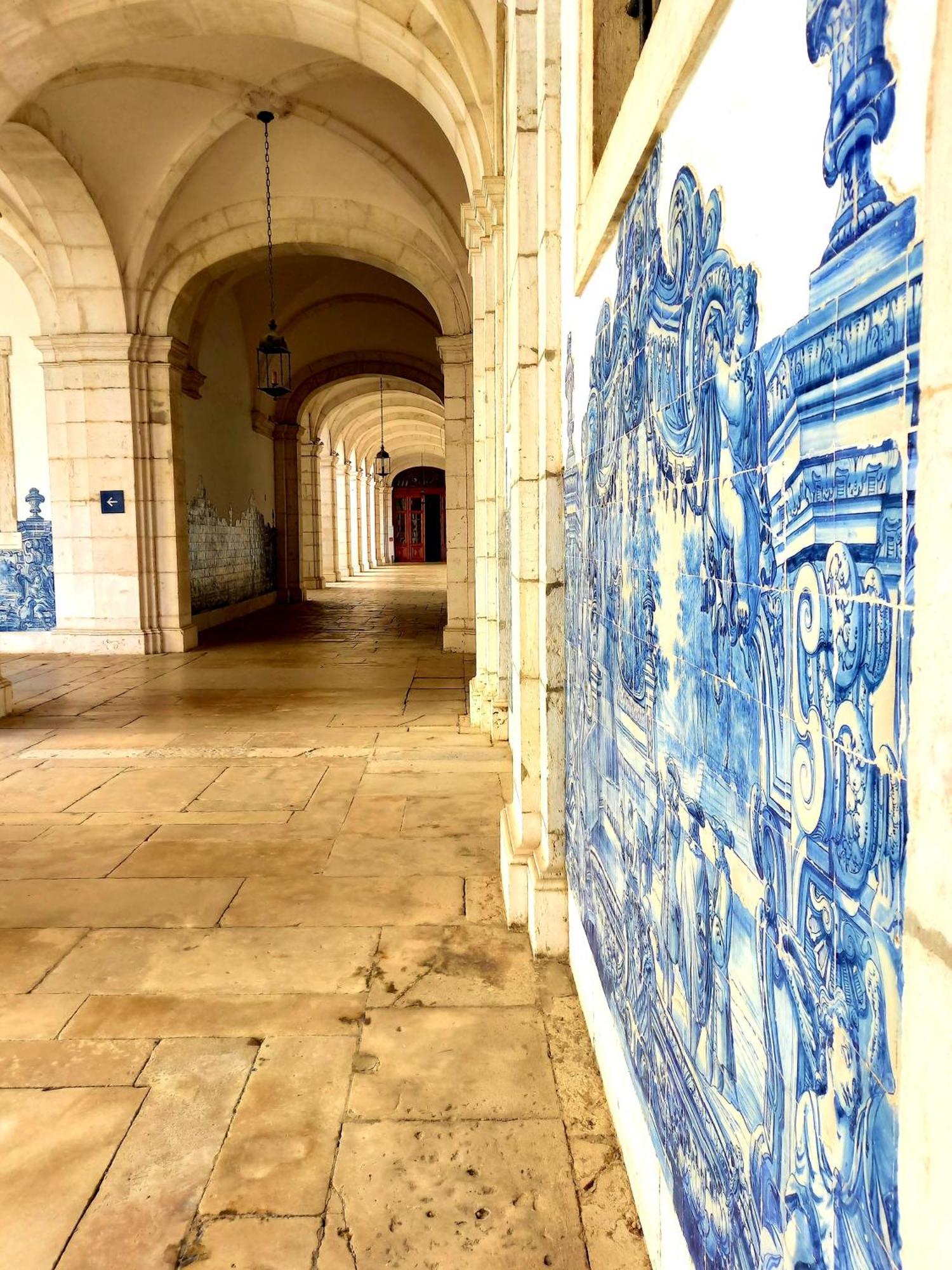 Charme Et Confort Au Coeur De Graca Lisbon