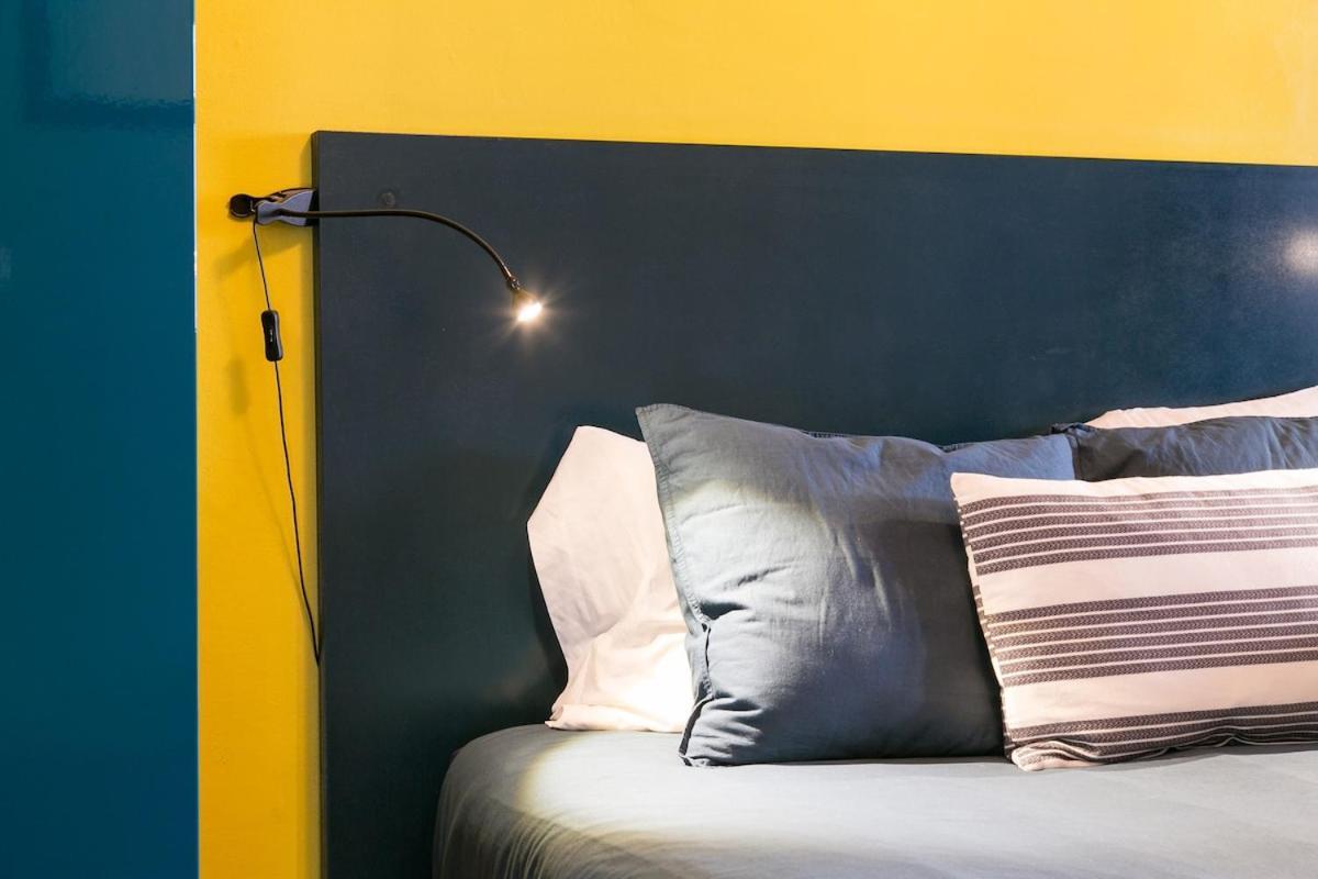 Spacious & Bright 3 Bedroom Apt, Iconic Bica Area, Historical Center Lisboa