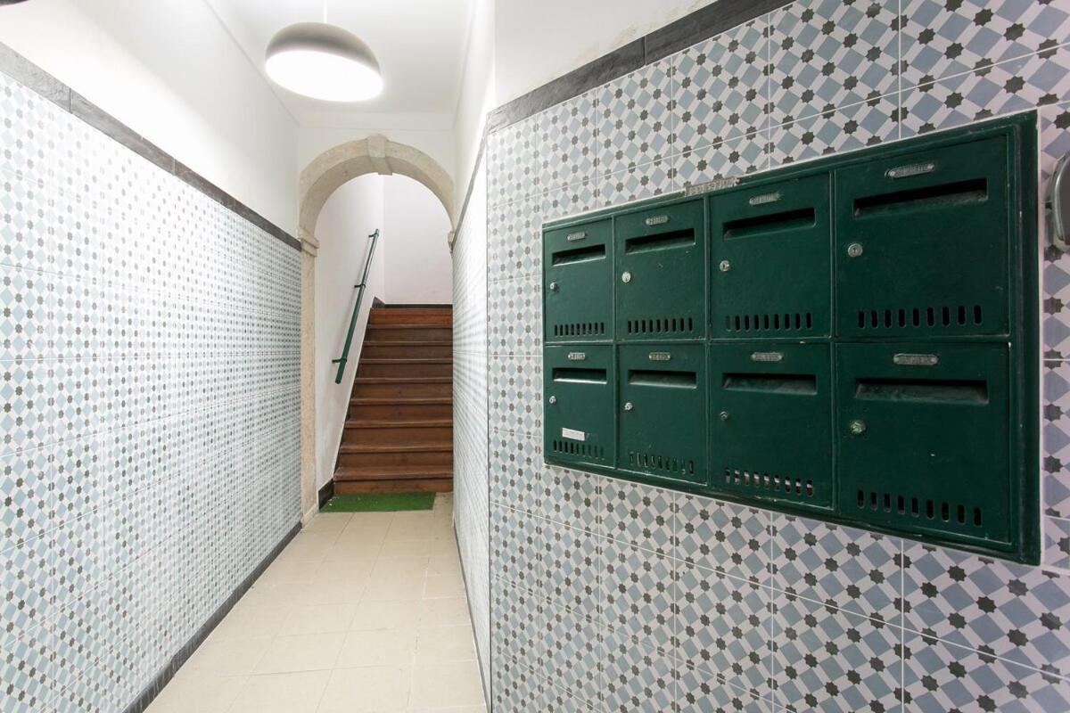 Spacious & Bright 3 Bedroom Apt, Iconic Bica Area, Historical Center Appartement Lisboa