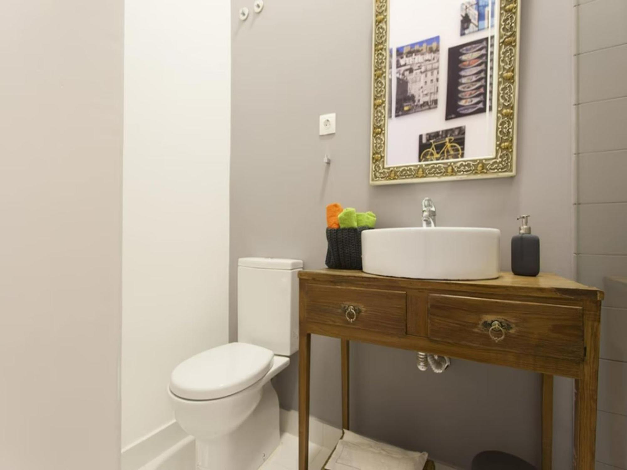 Appartement 2 Bedroom Located Heart Of Lisboa