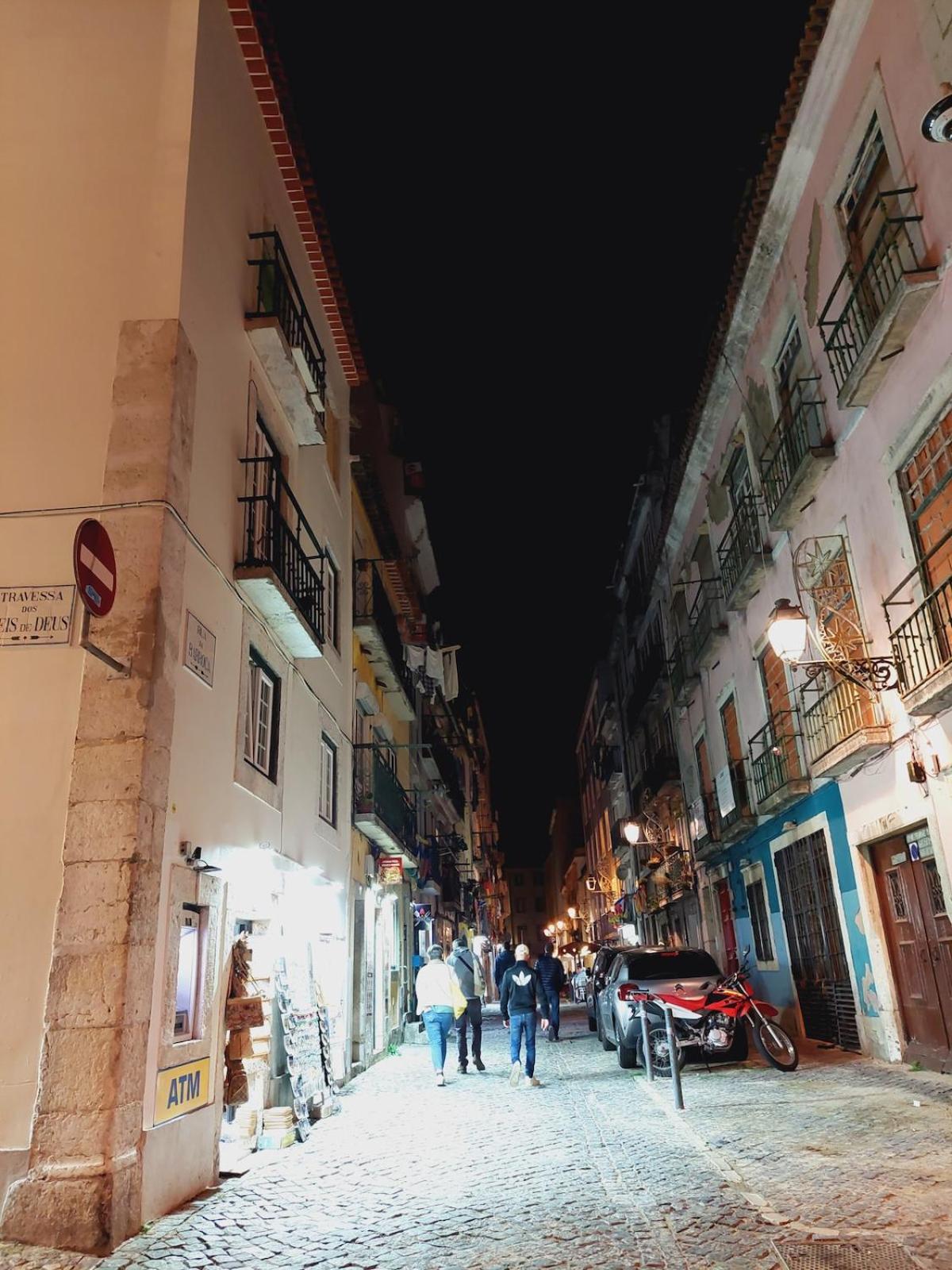 Appartement Flat In The Bohemian Heart Of - Bairro Alto