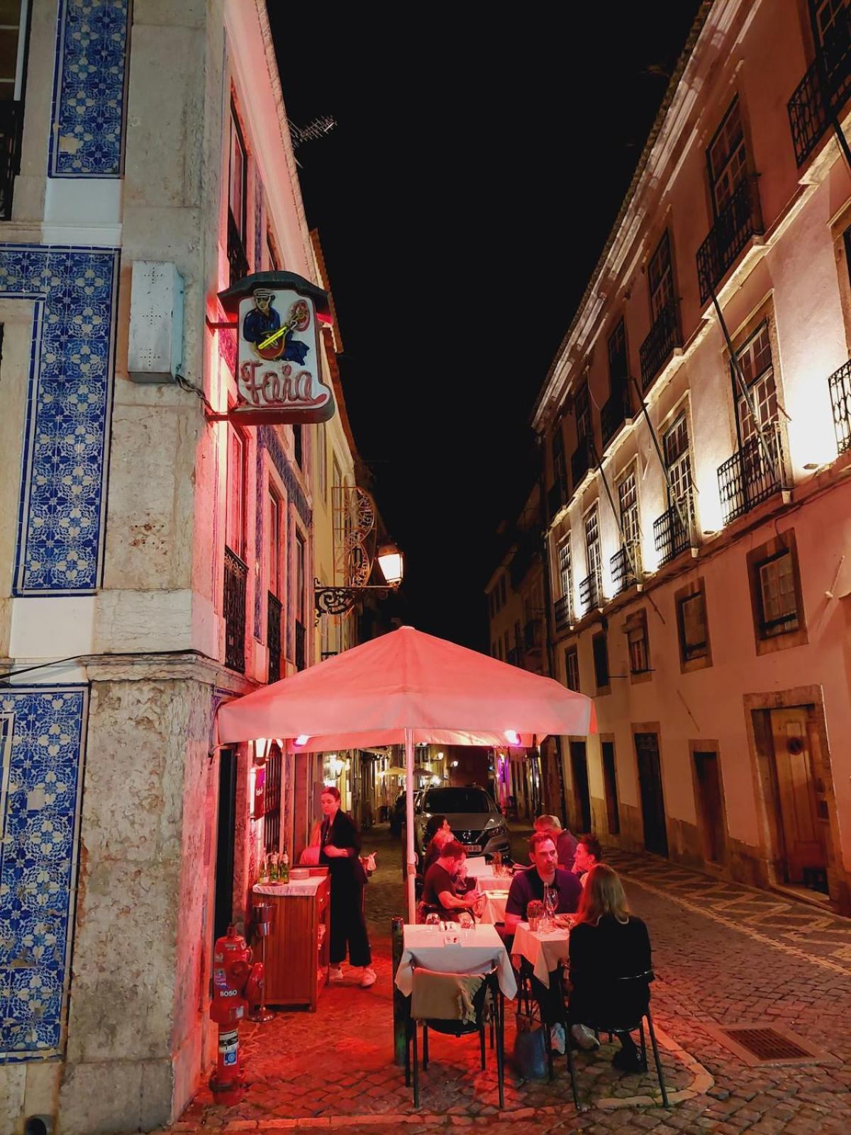 Appartement Flat In The Bohemian Heart Of - Bairro Alto