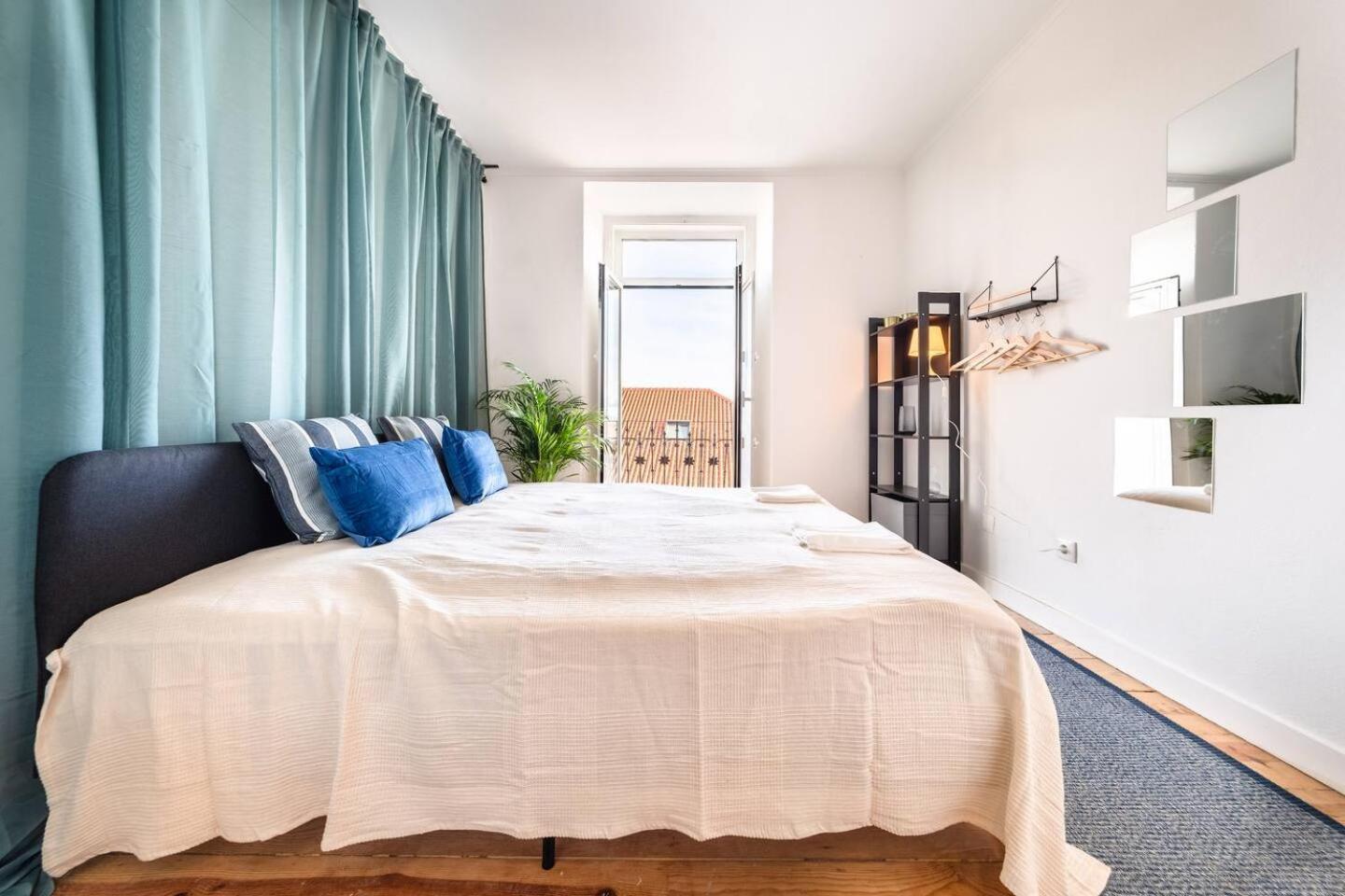 Appartement Spacious 5 Bedroom - River Views *