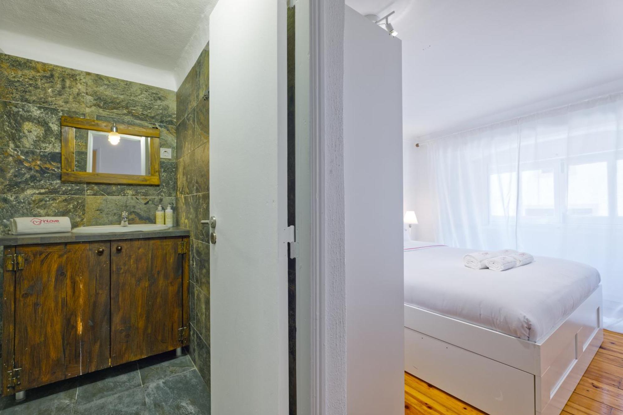 New! Family On The Walls Of Appartement Lisboa