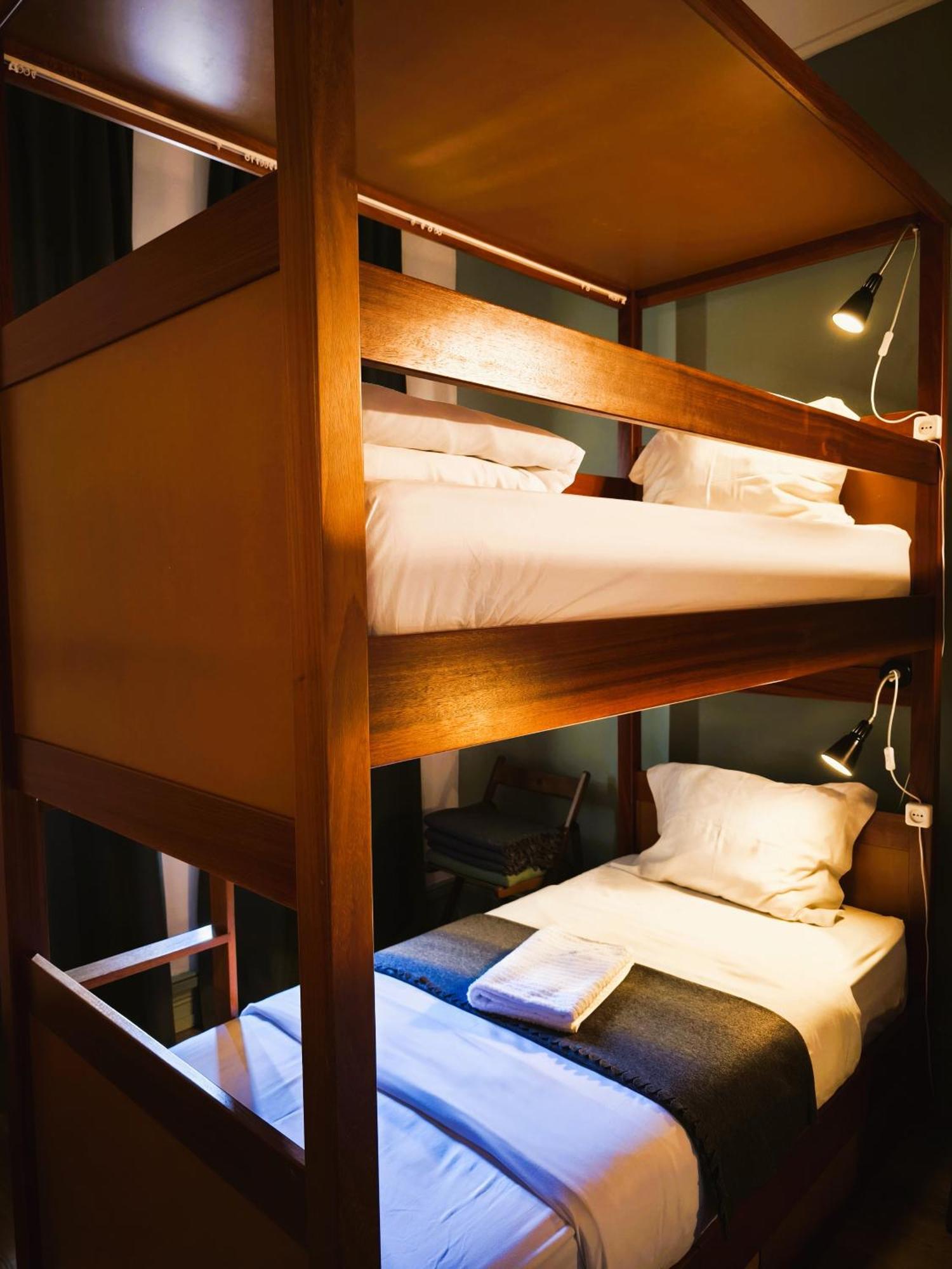 Ey Hostel