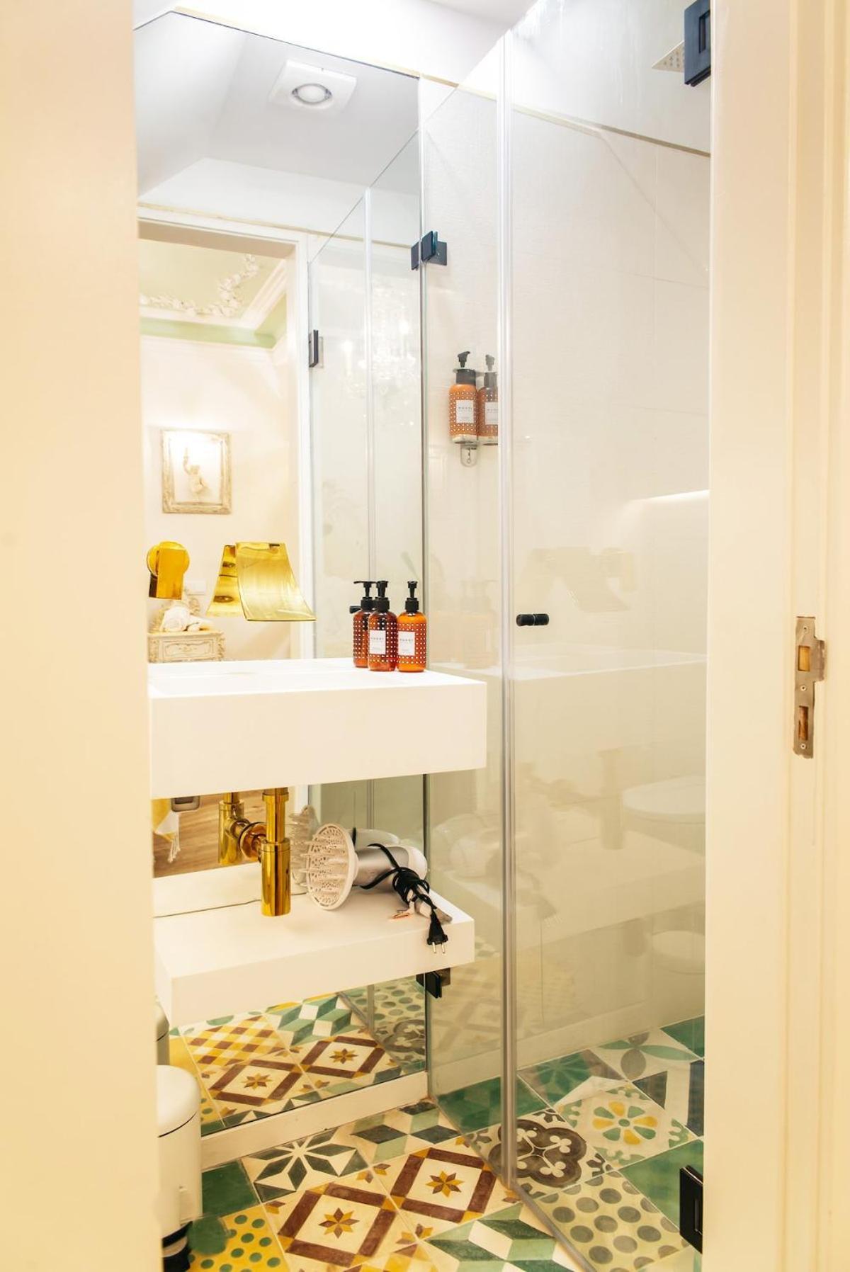 Appartement Exquisite With Patio Portuguese Soul Alfama 2p *