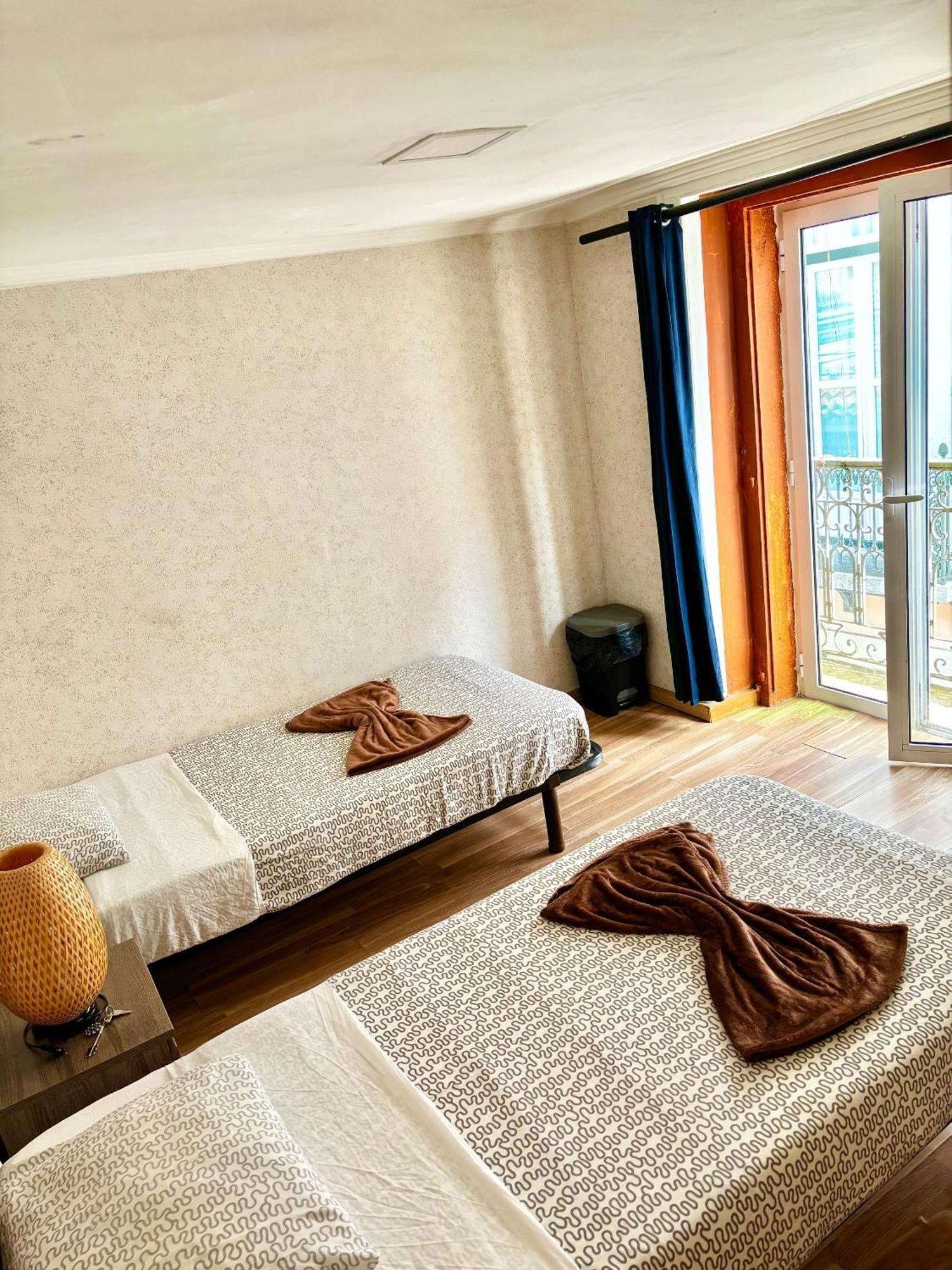 Casa de hóspedes In - 7lisbon Downtown Private Bedroom With Balcony *