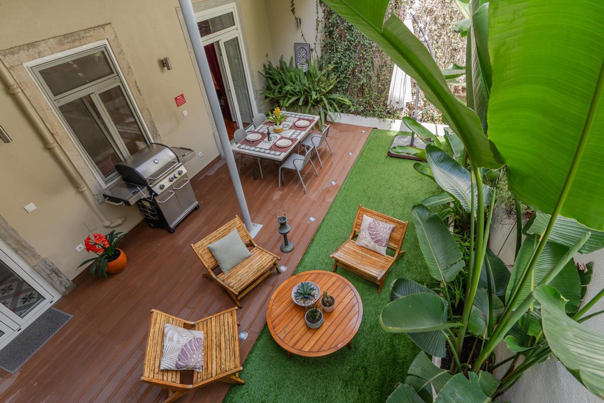 Garden Retreat *