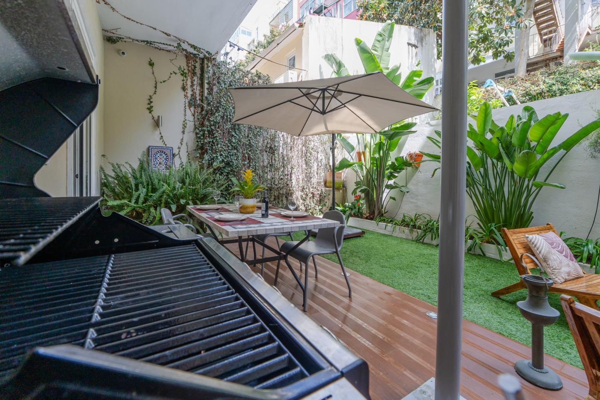 Garden Retreat *