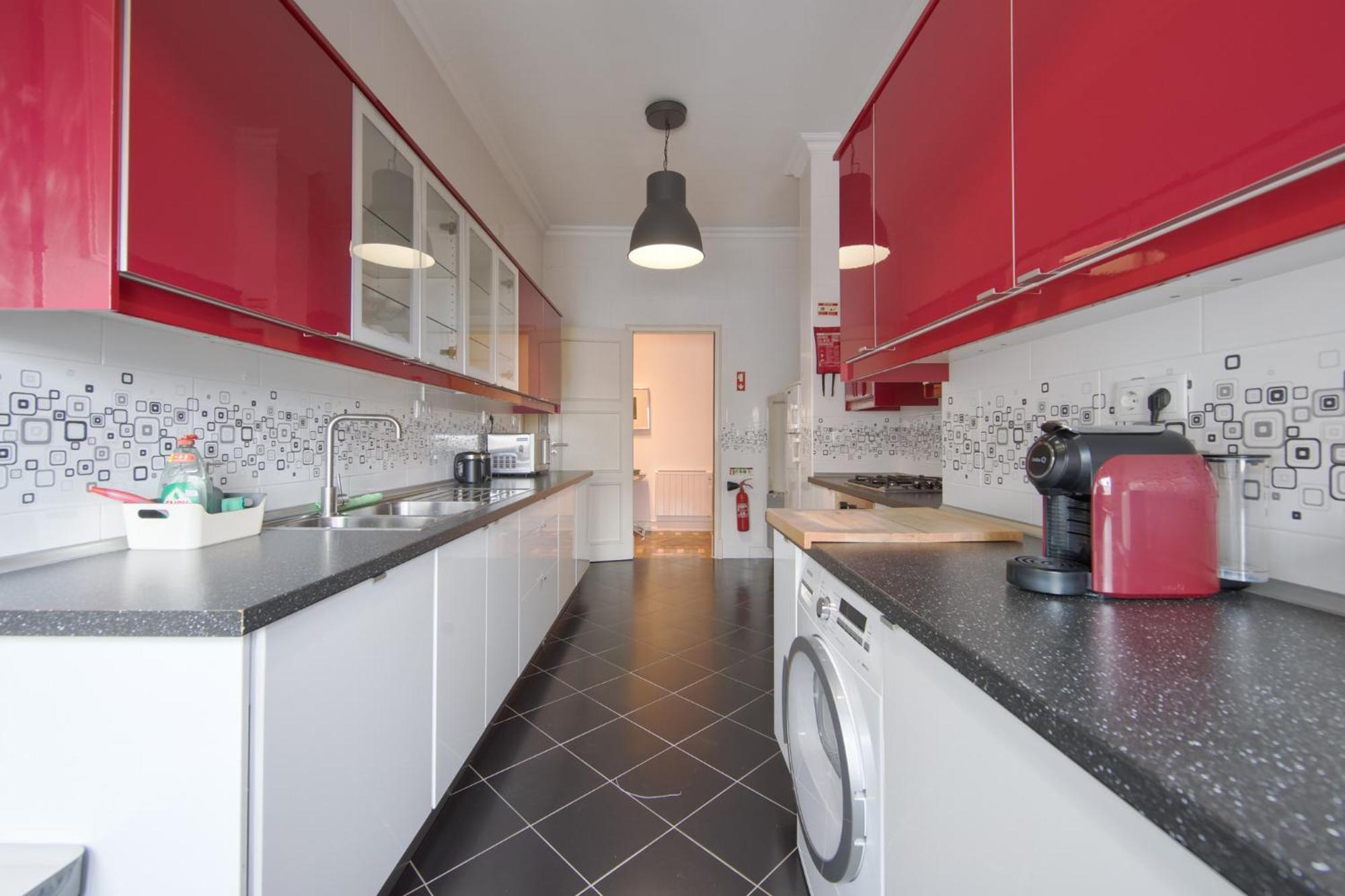 Gaspar House 3*